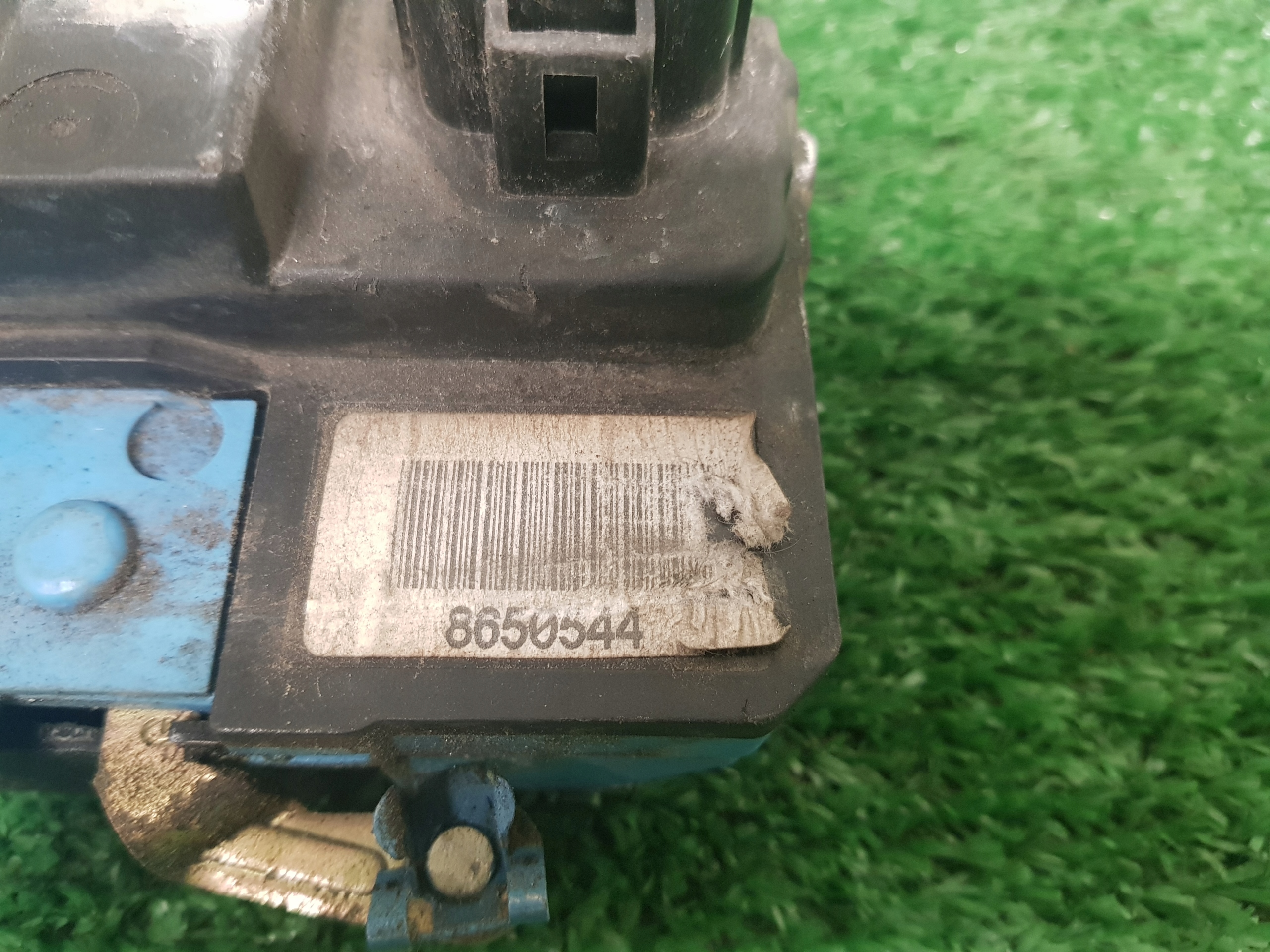 lock door left front VOLVO S80 8650544