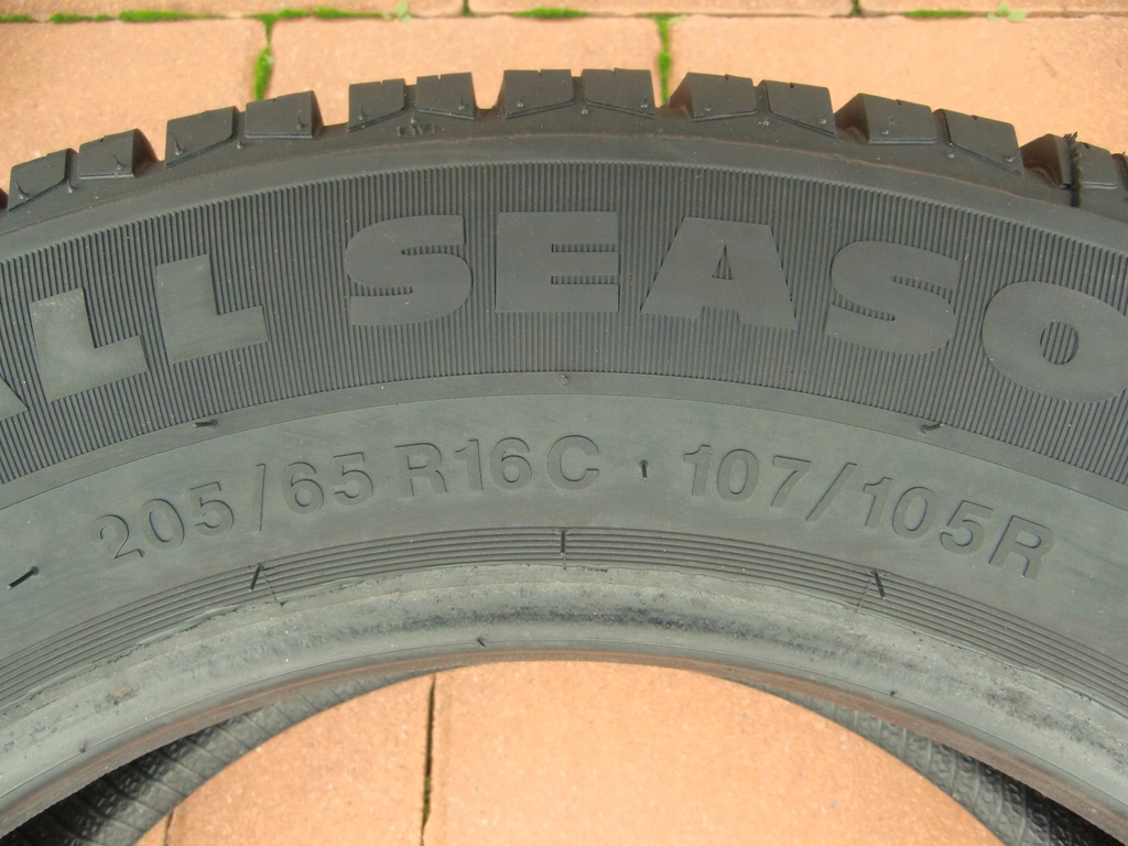 4 OPONY WIELOSEZONOWE 205/65R16C całoroczne BUS Szerokość opony 205 mm