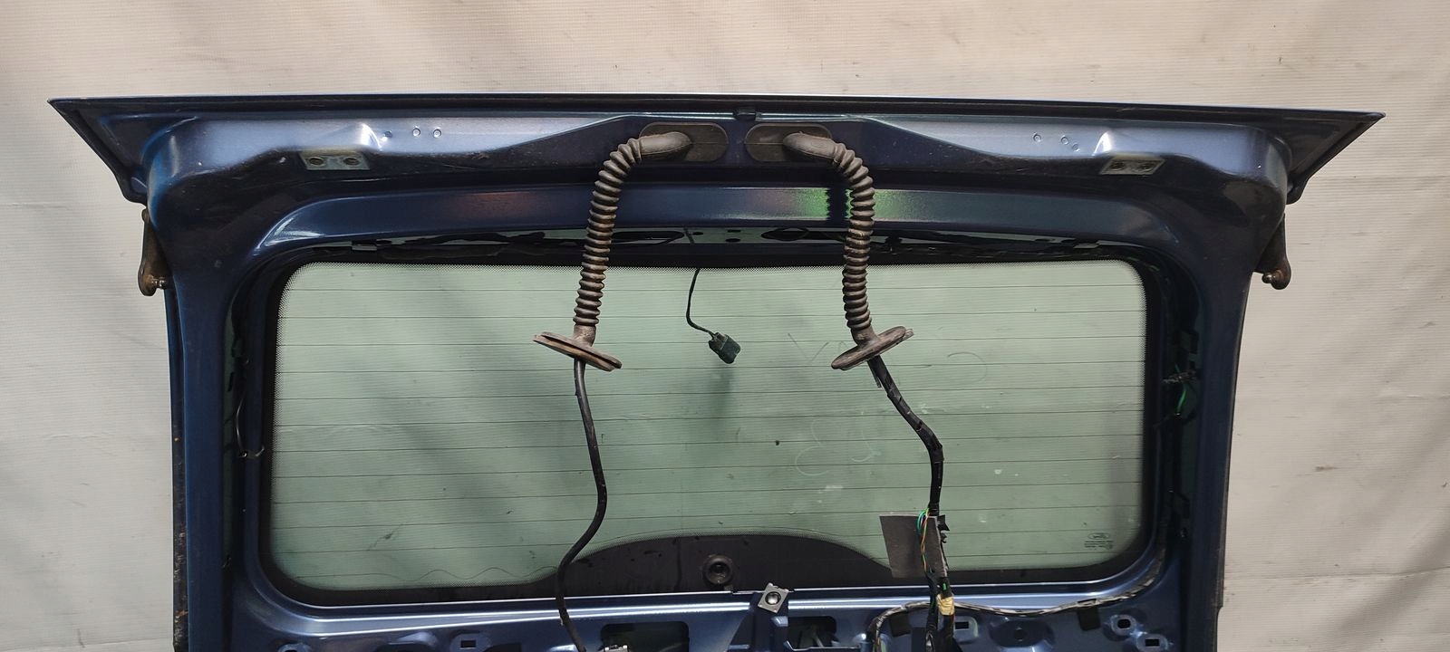 trunk door boot 23 Ford C-MAX