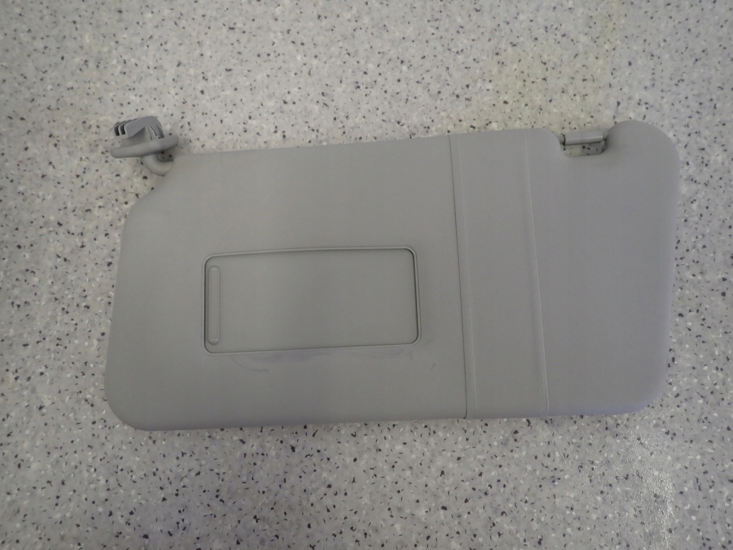 SUZUKI SPLASH 08-14 СОЛНЦЕЗАЩИТНЫЙ КОЗЫРЕК ЛЕВЫЙ