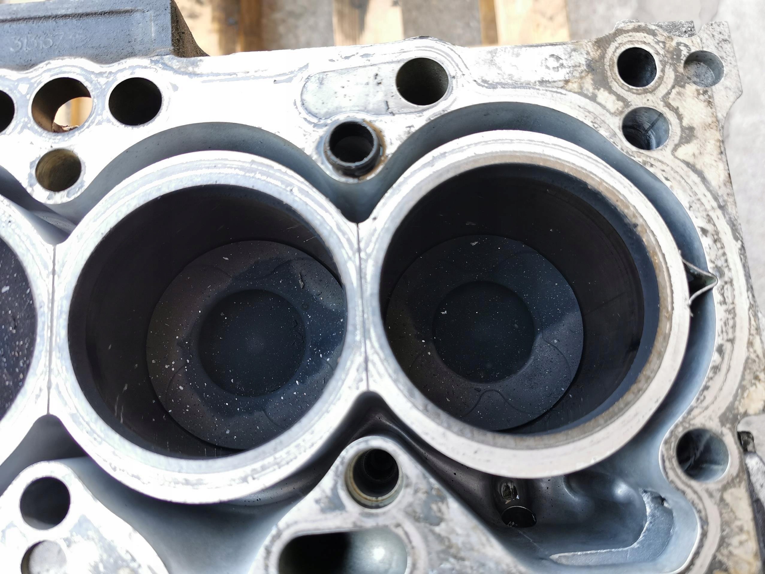 BLOK SILNIKA VOLVO V60 II 2.4D 204KM D5244T10 Numer katalogowy części D5244T10