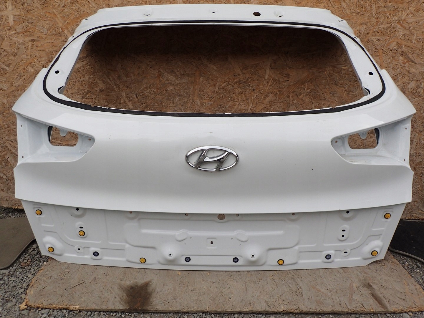 trunk door cover boot HYUNDAI TUCSON 3 III 2015