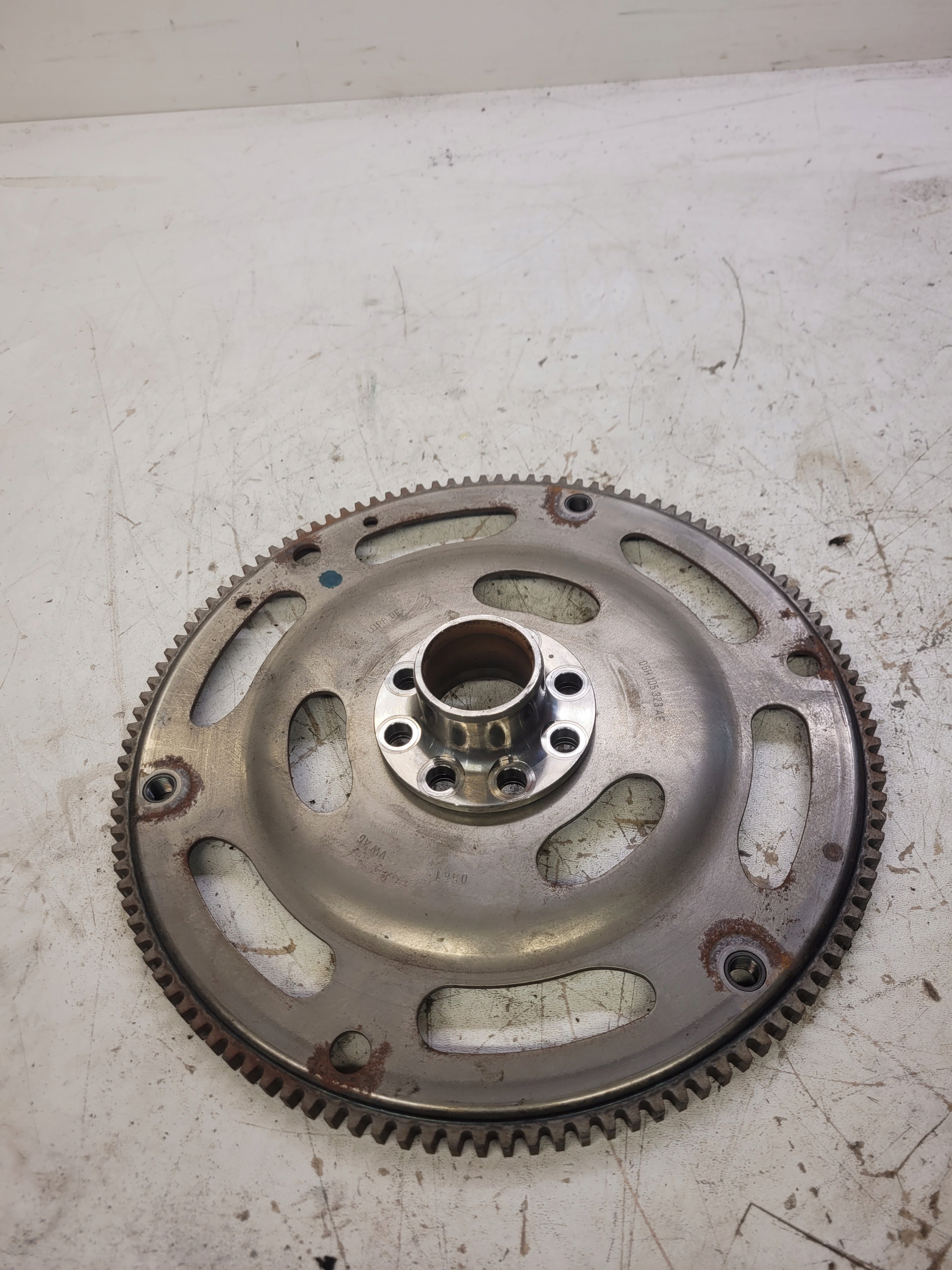 wheel flywheel AUDI A4 B9 A5 2.0 TDI 06H105323AE