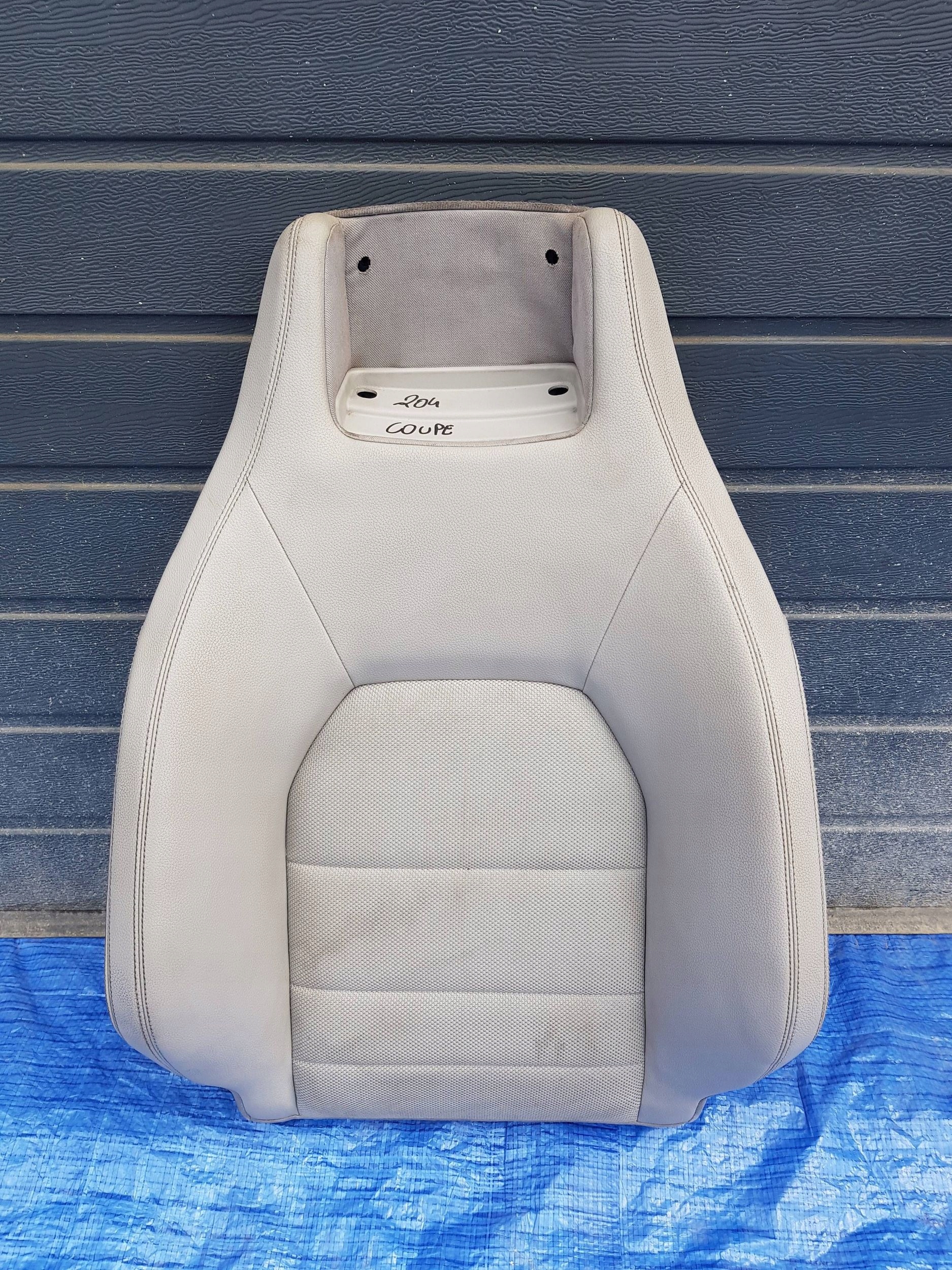 seat driver´s front left Mercedes E C207 W207 OPARCIE