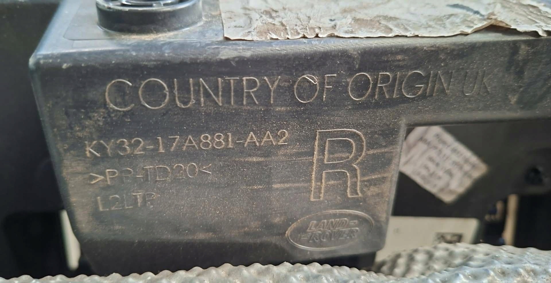 bumper bracket rear part side left Land Rover Discovery 5 KY32-17A881-AA2
