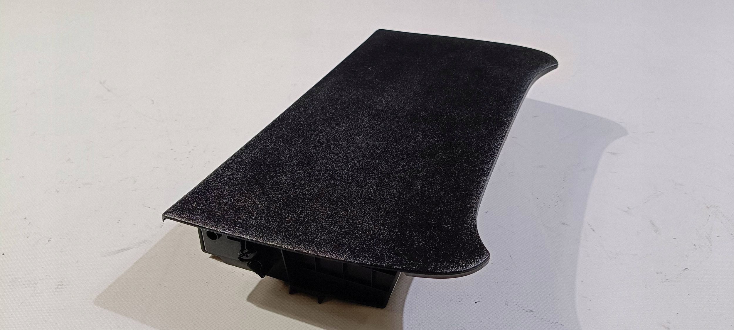 passenger compartment rear part rear right Nissan 370z 2009