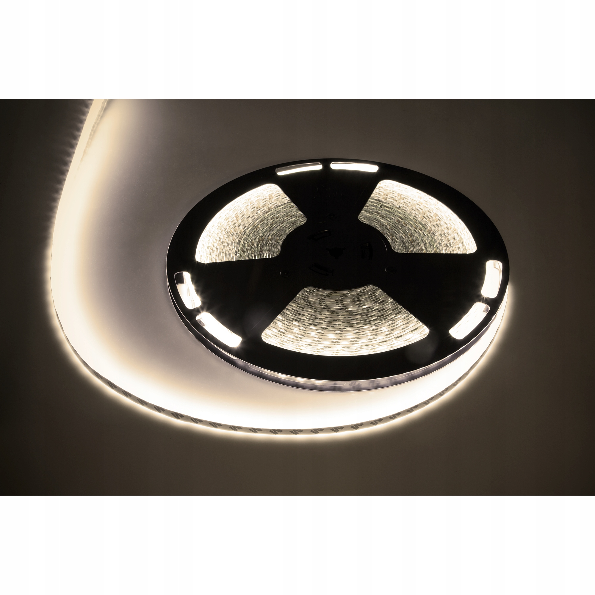 Led páska 25 m neutrální barva 5050SMD 12V 5,6W diodová šňůra IP65 Rebel