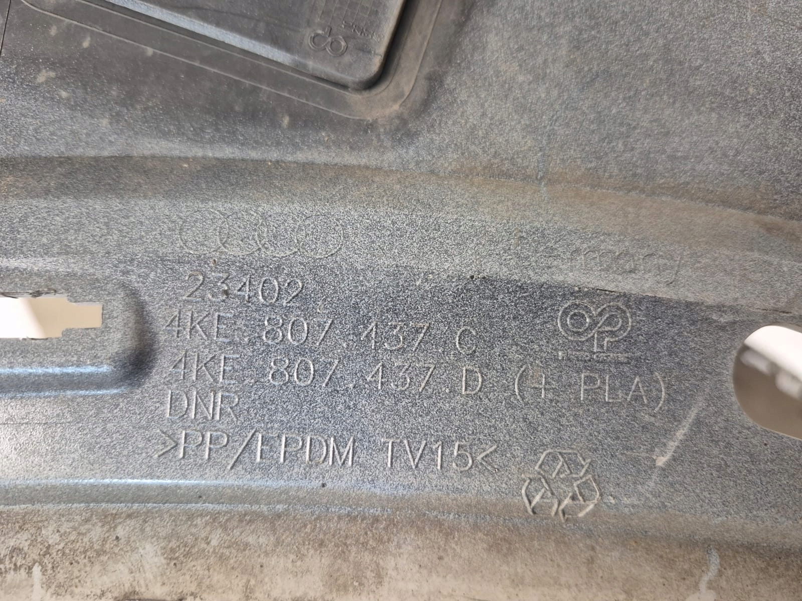 AUDI E-TRON S-LINE 18-22 bumper front front washer PDC
