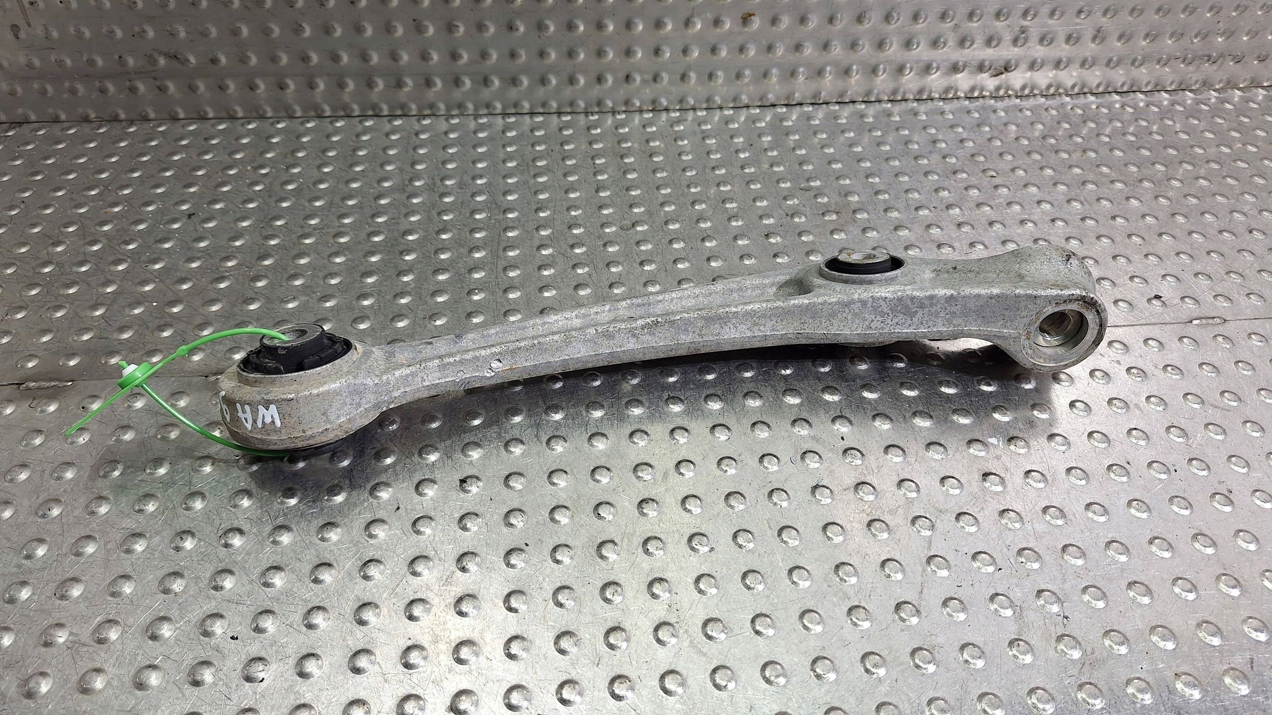 arm left front 8K0407155B AUDI A4 B8 A5 8T Q5 8R
