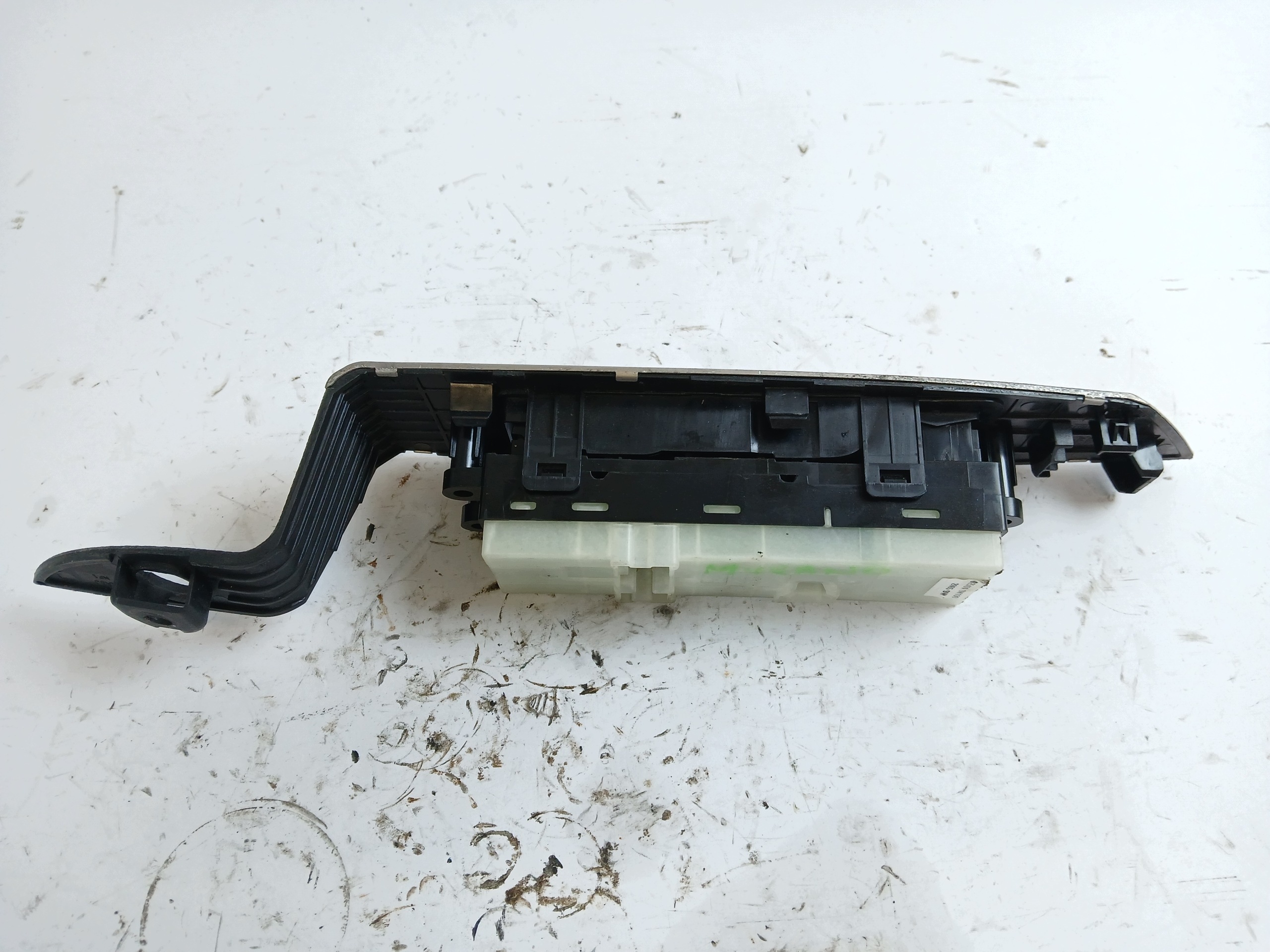 NISSAN MURANO és Z50 PANEL ablak bal eleje 254019W100