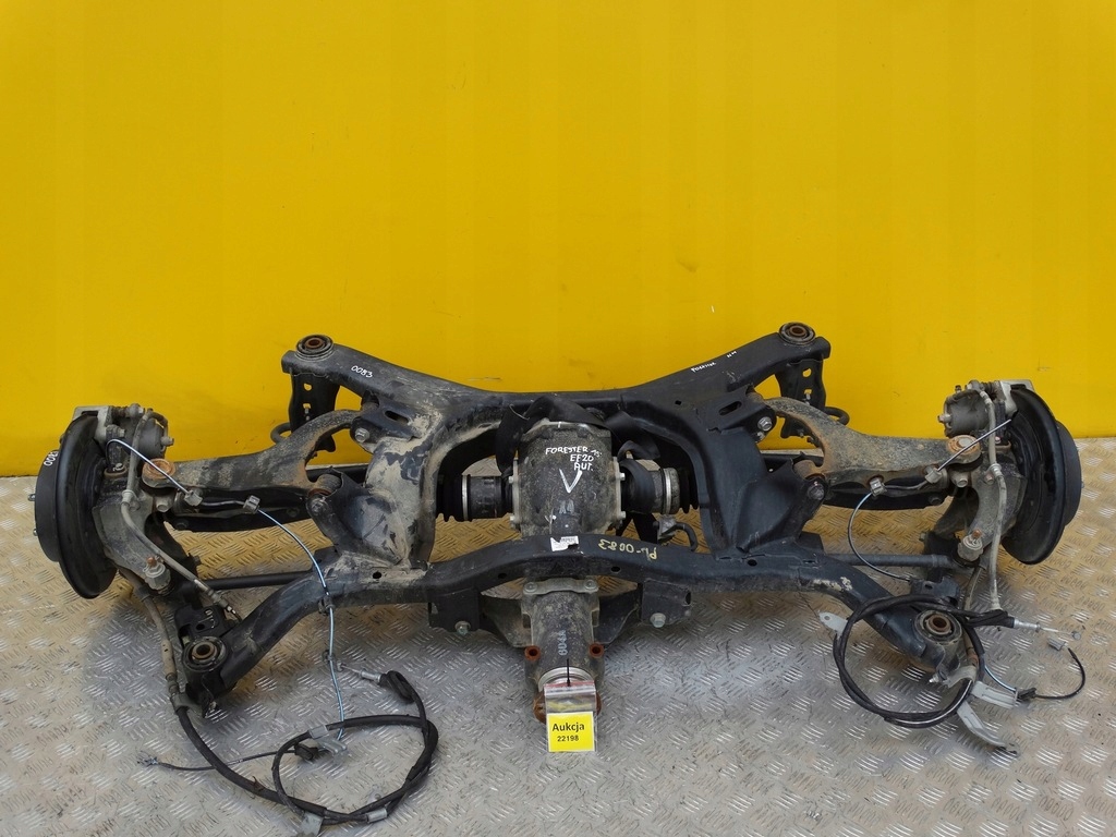 SUBARU FORESTER 2013- SANKI WÓZEK DYFER ZWROTNICA