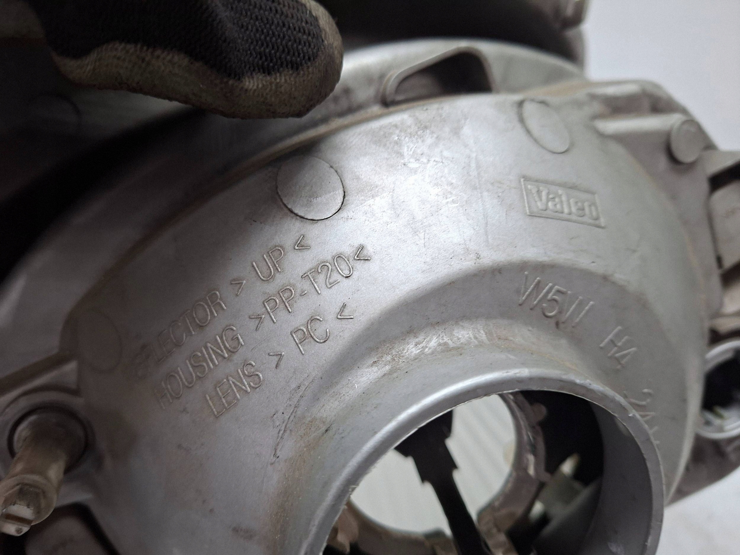 light front left RENAULT TRAFIC II 2001