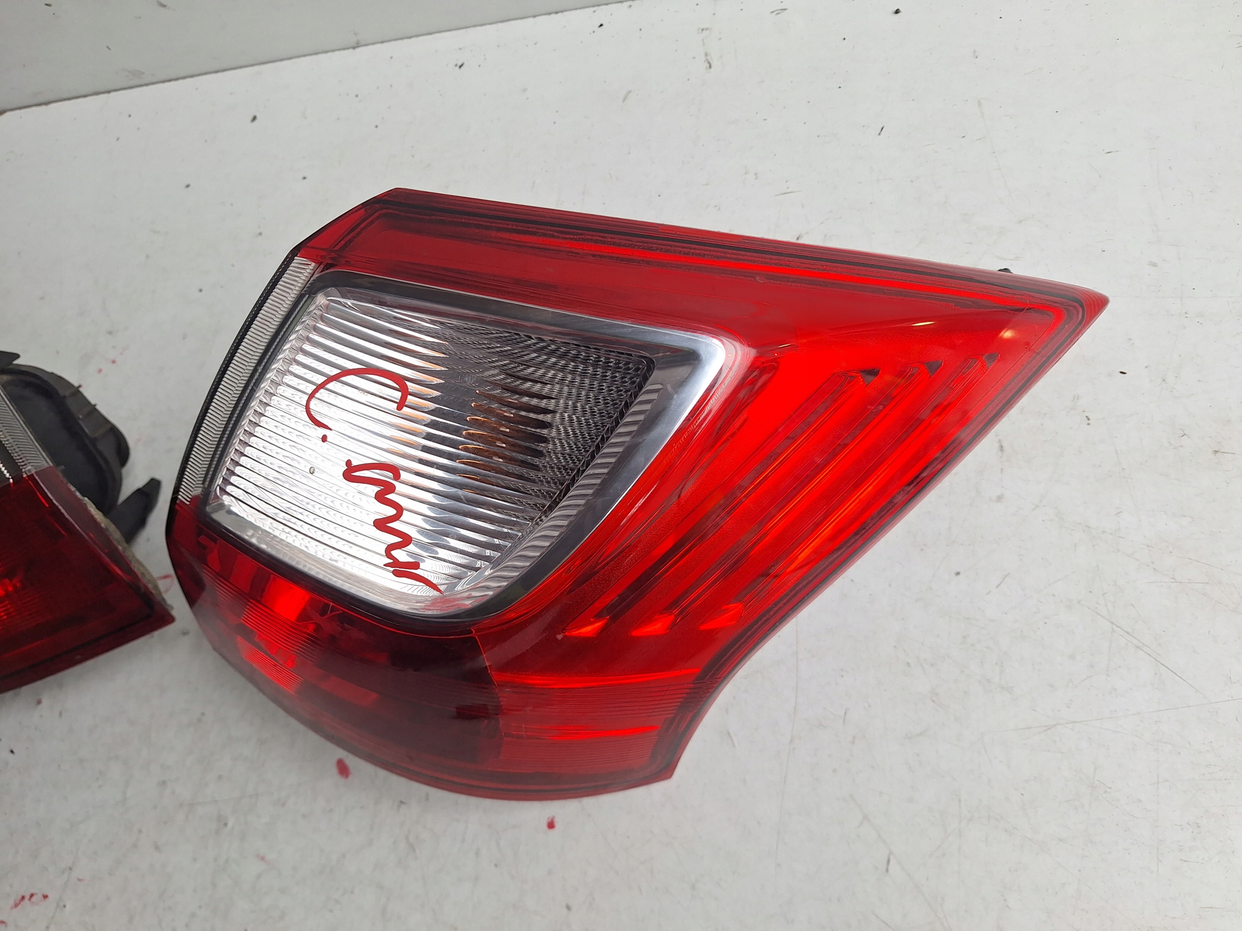 FORD GRAND C-MAX 11-14 light rear part right
