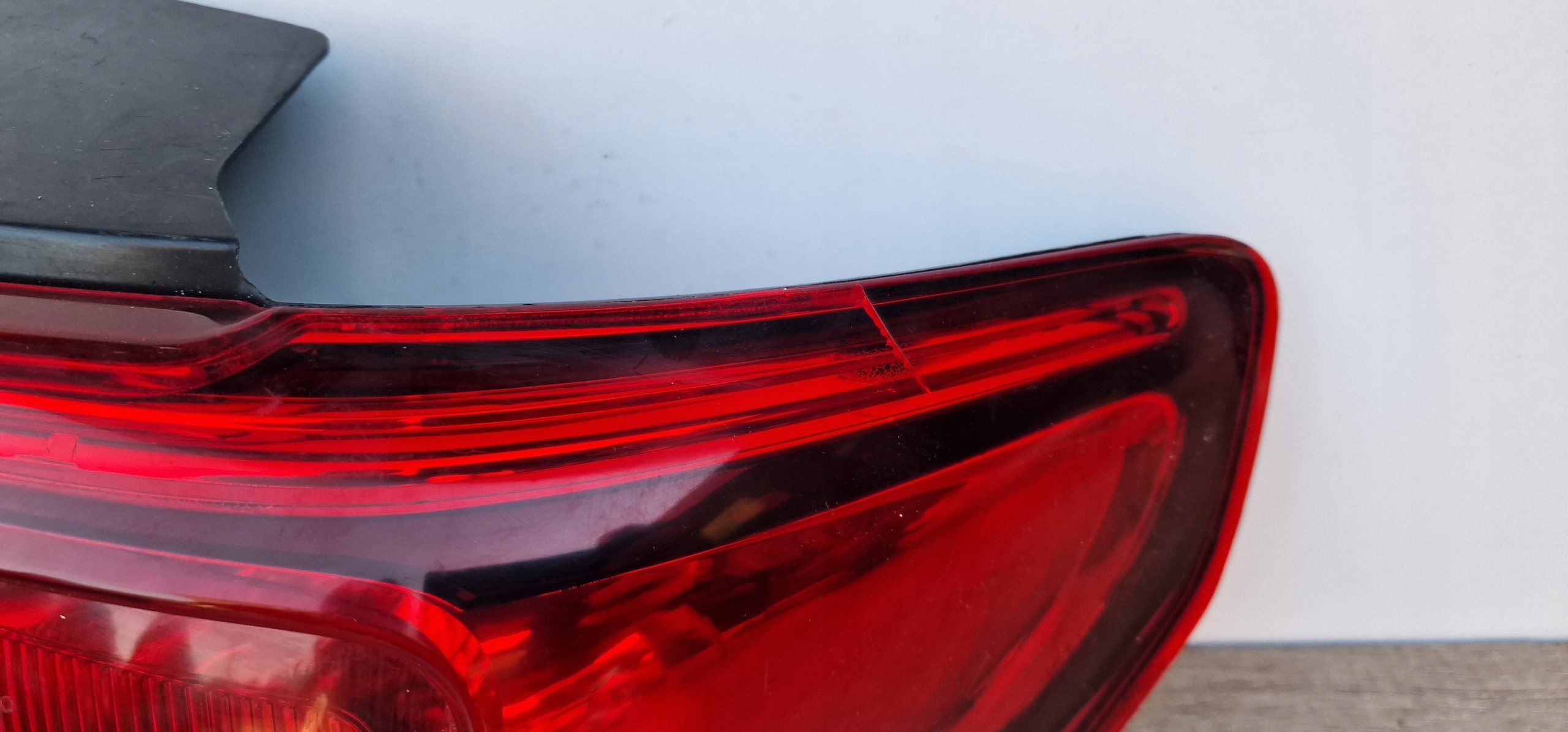 CITROEN DS3 right light rear part originál 9808415380