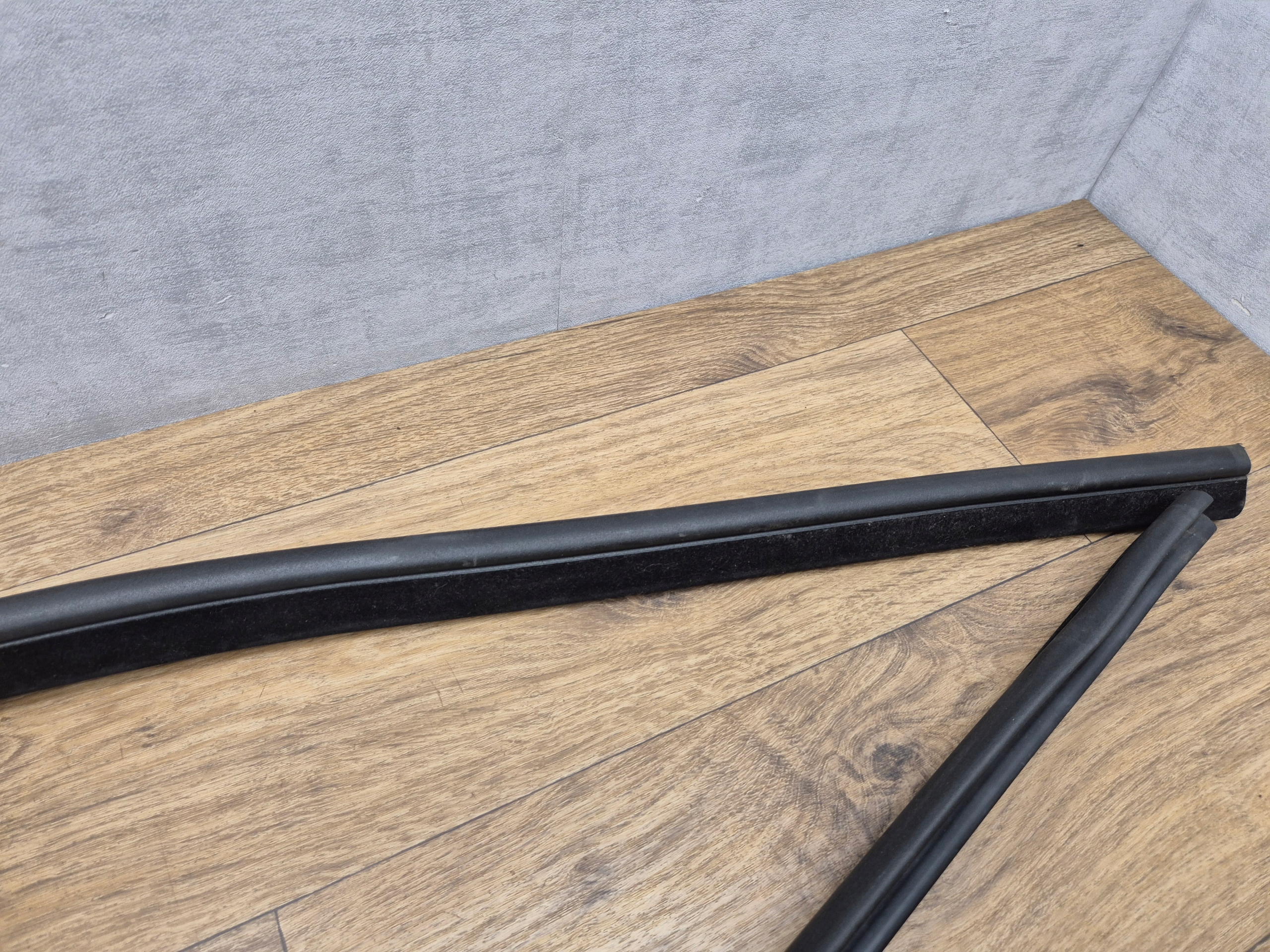BMW 6 F12 gasket door left driver´s