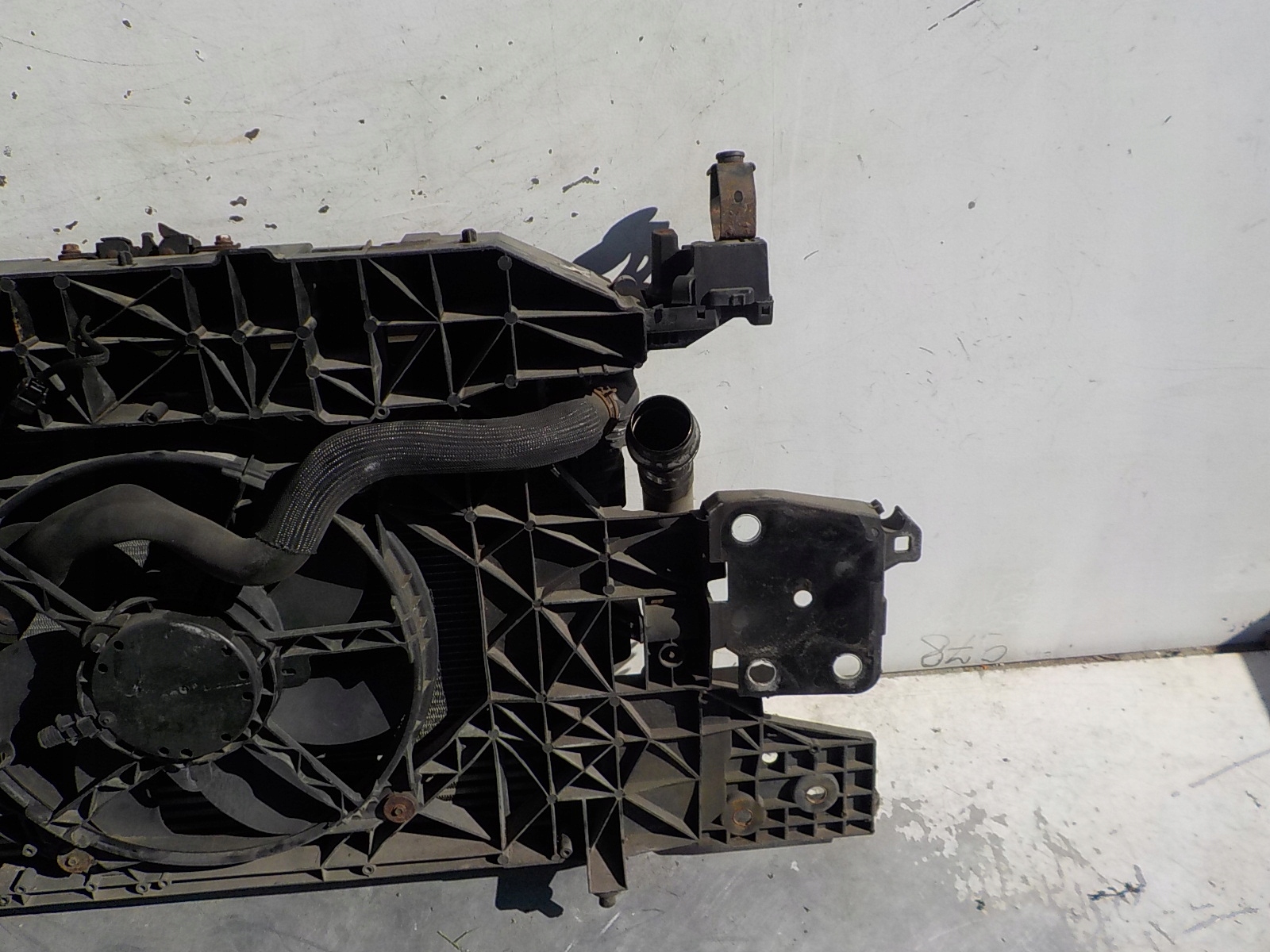 398 RENAULT SCENIC III support panel for radiators sider radiator