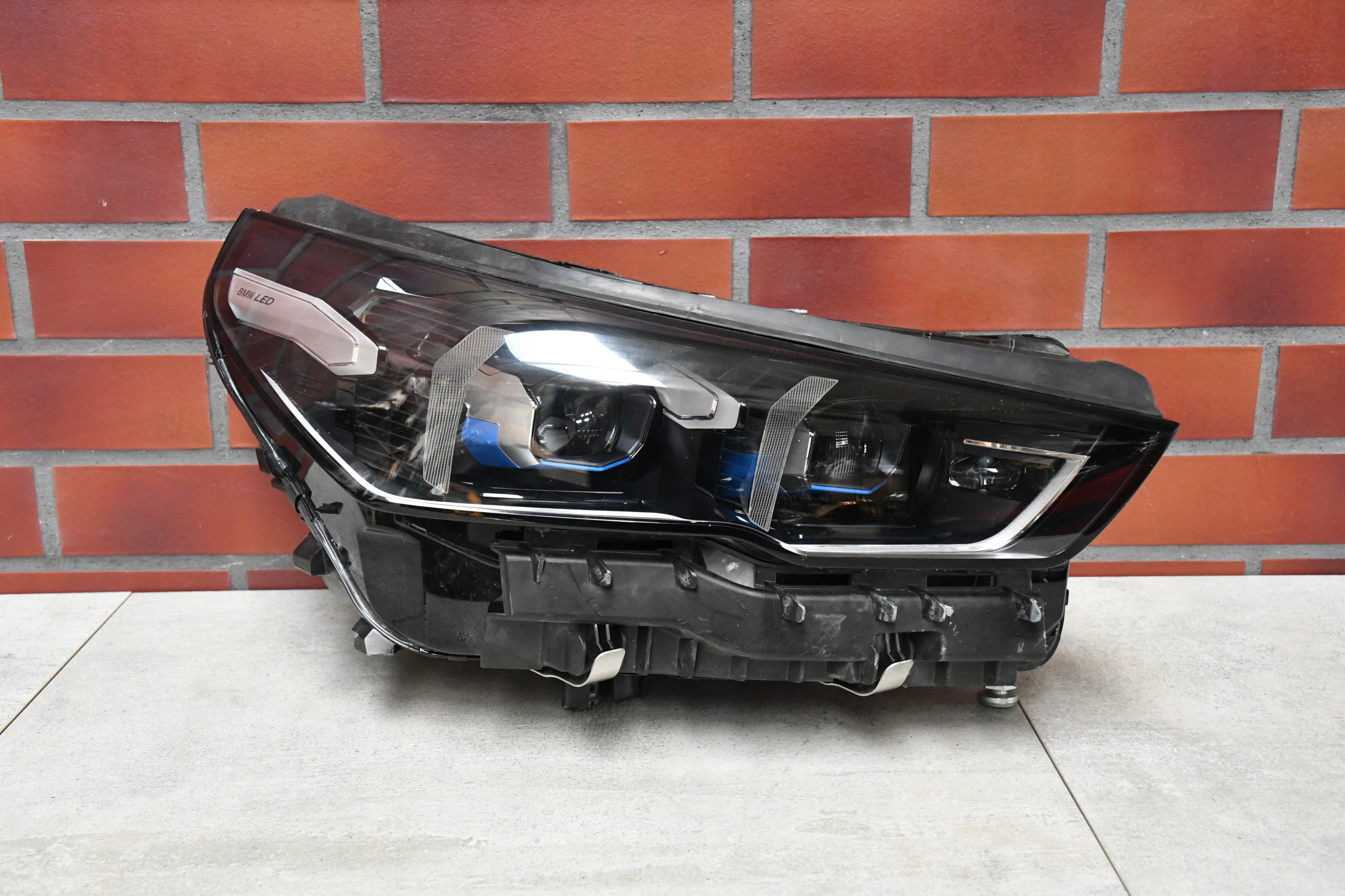 light right LED BMW 5 G60 G61 i5 G60 RHD