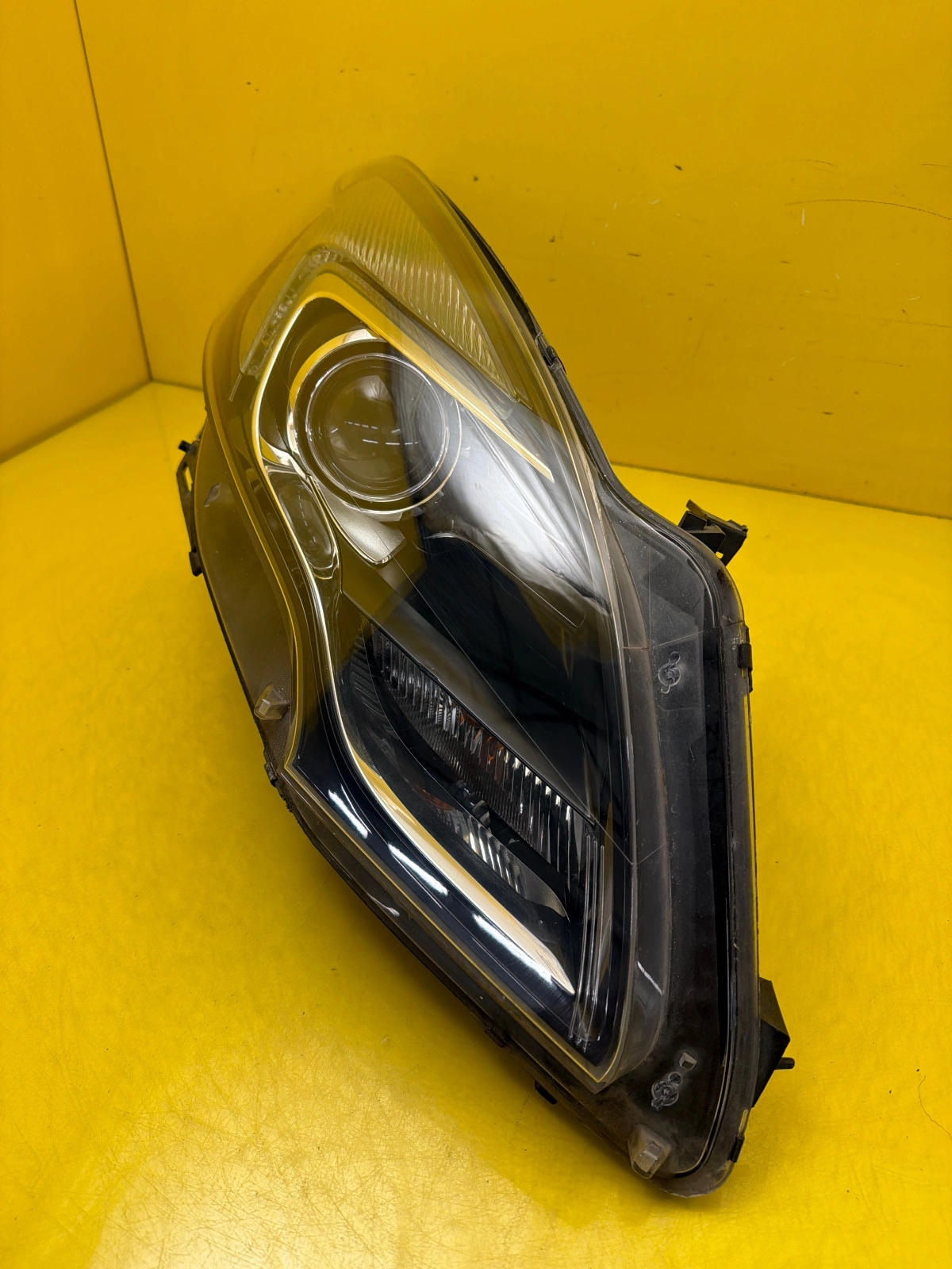 light right Opel Zafira C Tourer 2012-2016 lens 13399859