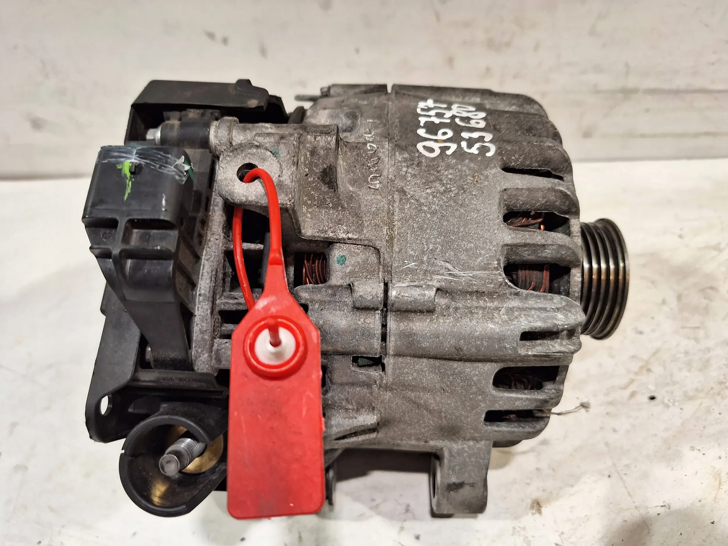 Alternator Start Stop 9675753680 Peugeot 208 1.6 EHDi Producent części Peugeot OE