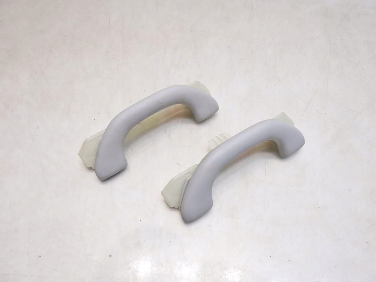 RĄCZKA UCHWYT PODSUFITKI PRZÓD VW GOLF V PLUS 1K0858685B Producent części Volkswagen OE