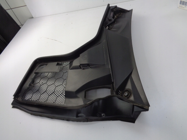 PODSZYBIE LEWE MERCEDES C-KLASA W205 COUPE LIFT 2020 R Producent części Mercedes-Benz OE