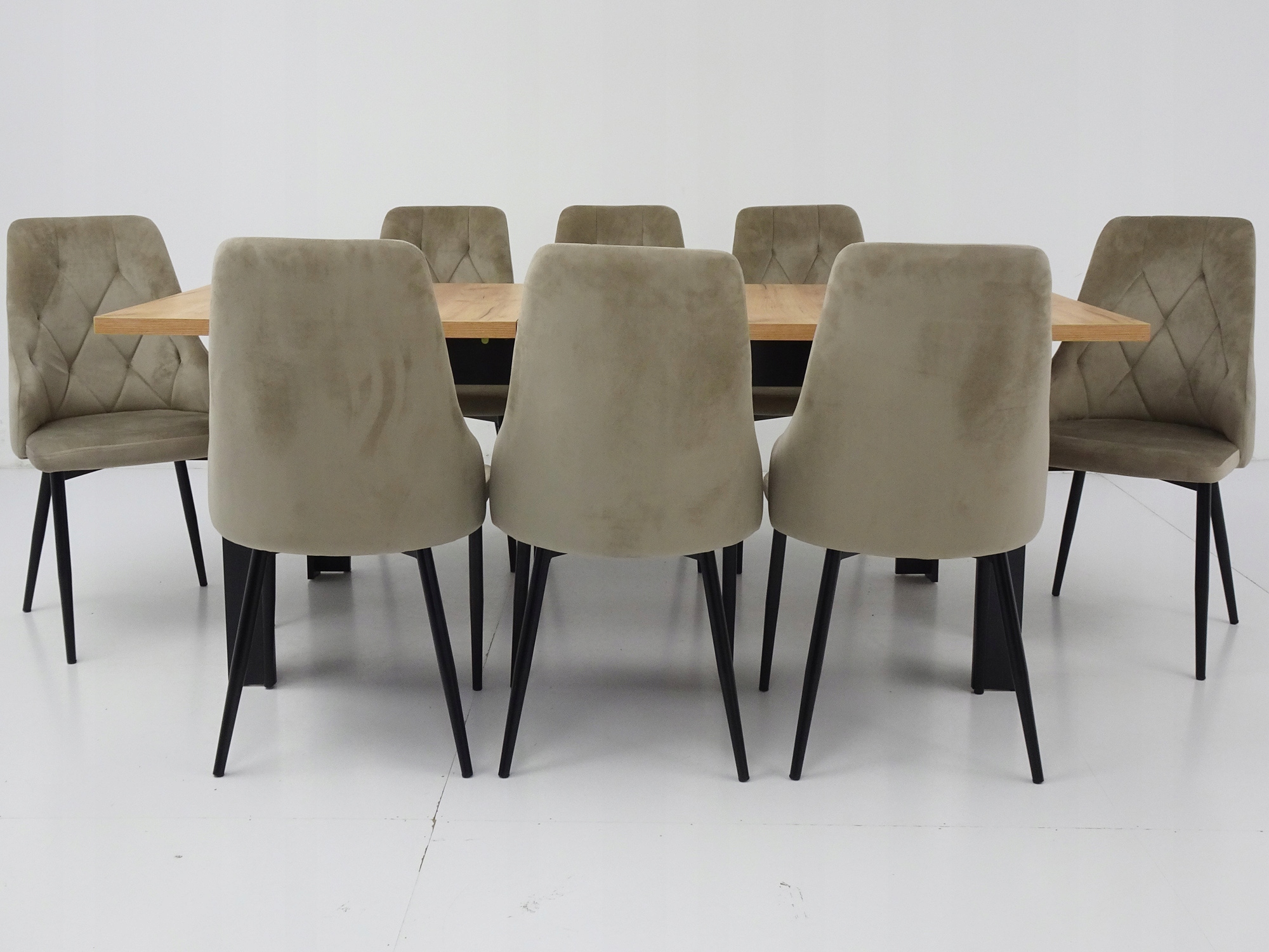 Rozkładany stół do 2 m blat DĄB CRAFT i 8 KUBEŁKOWYCH krzeseł DO SALONU Kod producenta IK-09 + C-14