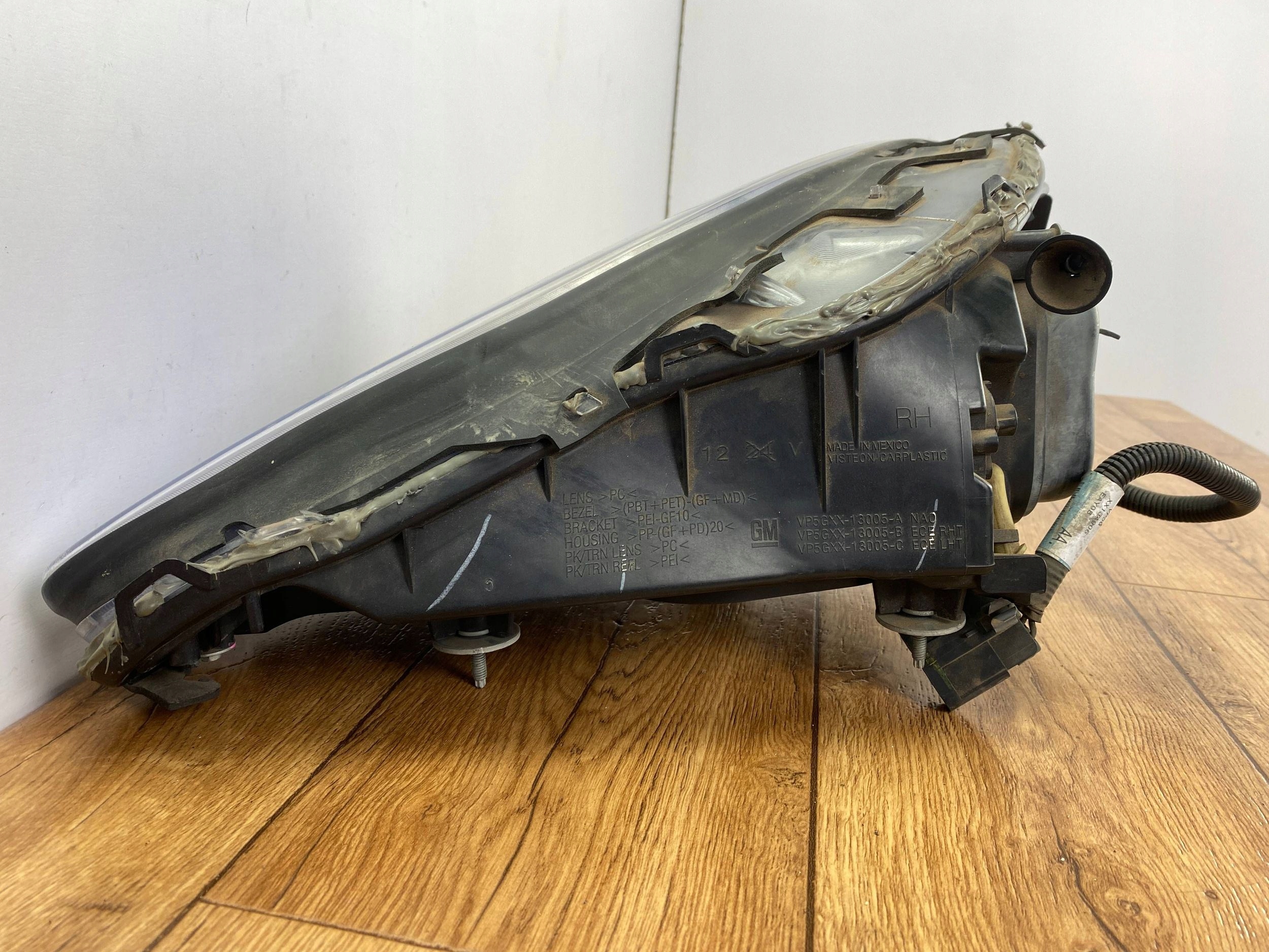 Reflektor light front right Chevrolet Corvette C6 2005+