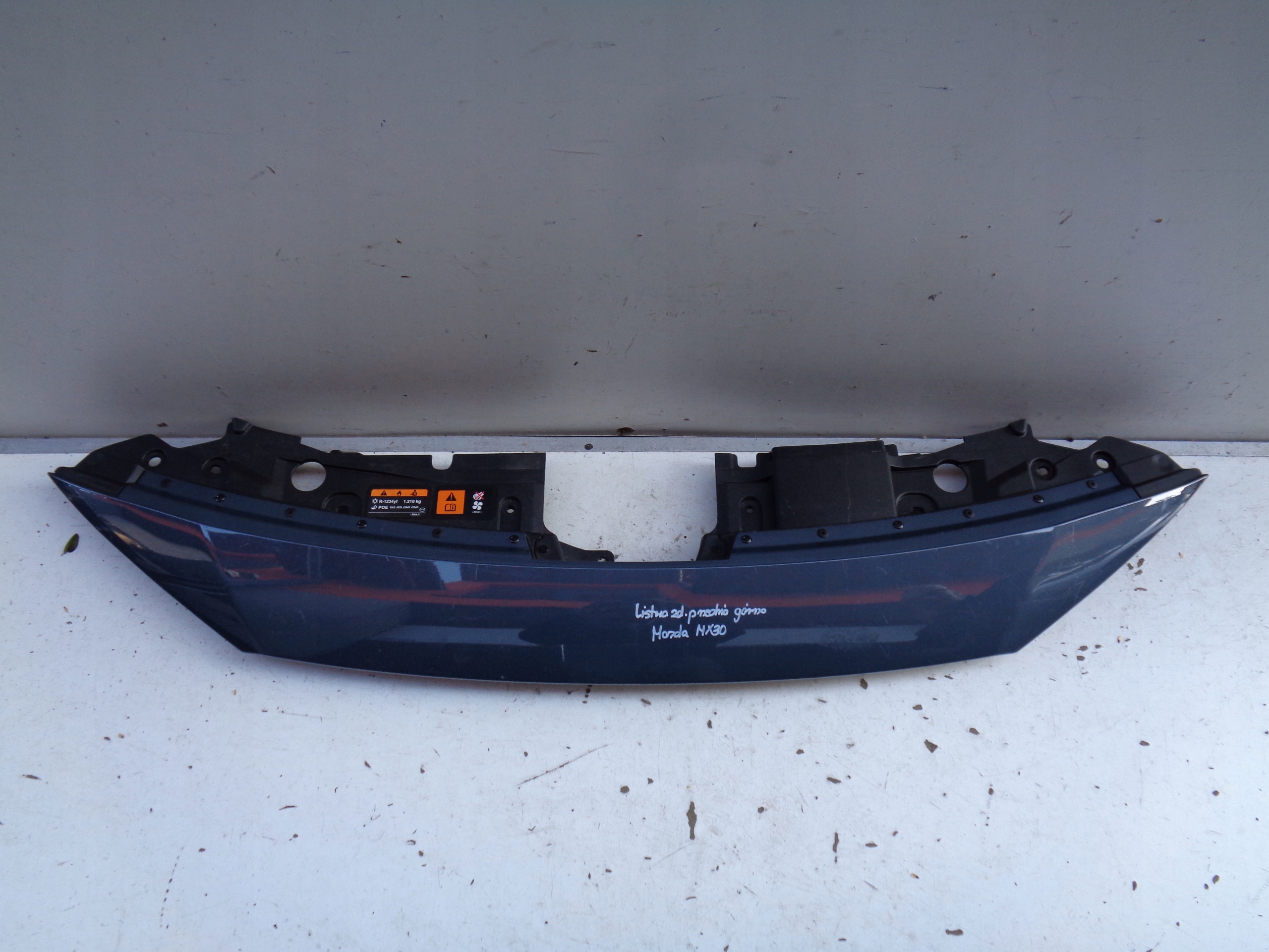 moulding of a bumper front upper CHROM MAZDA MX30 19