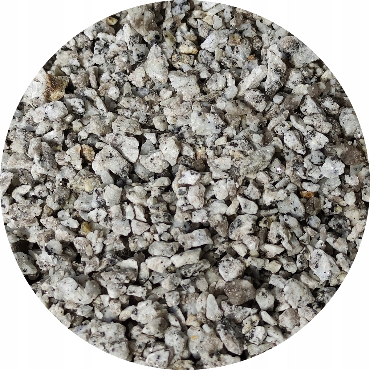 Granit šedý zásyp kostky grys 2-5 mm písek granitový 24 kg