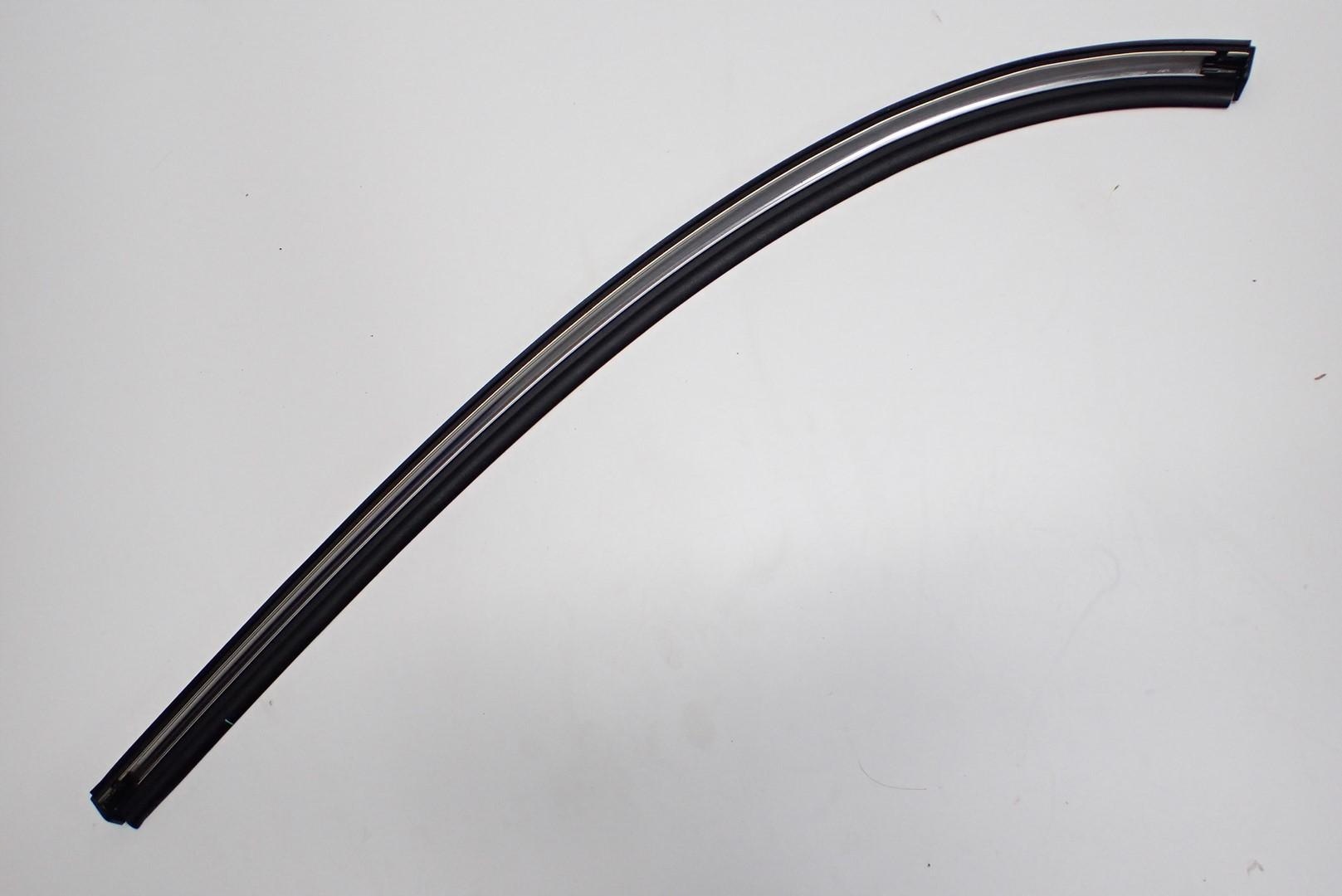 LISTWA OSŁONA SZYBY LEWY TYŁ CHROM COUNTRYMAN R60 Producent części Mini OE