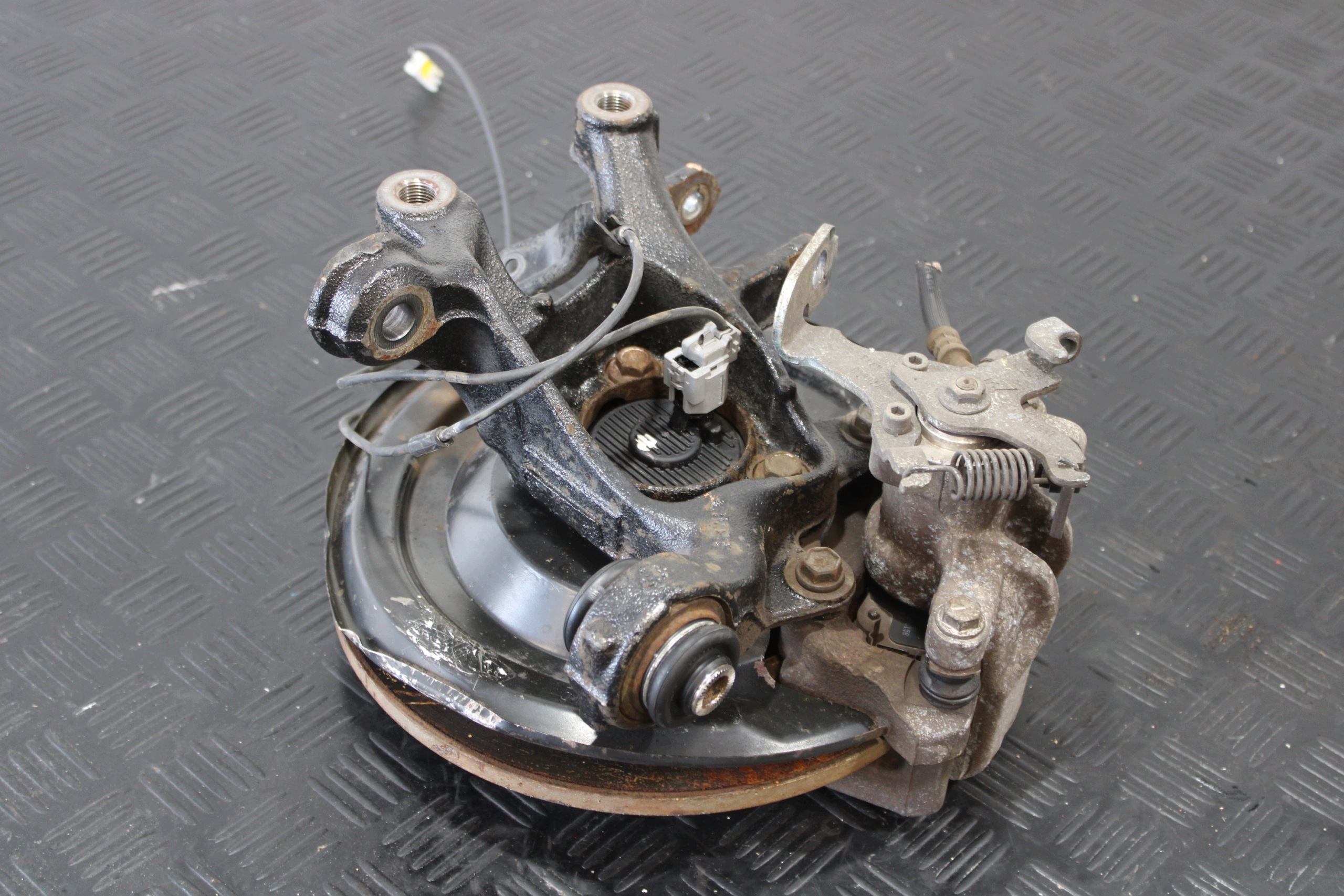 swing right rear part TOYOTA AURIS II 2 KOMBI
