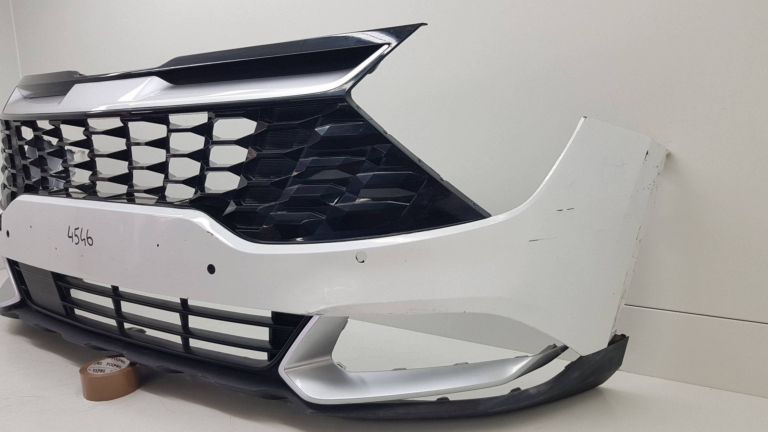 KIA SPORTAGE 5 V 2021 - bumper front 86511-R2000