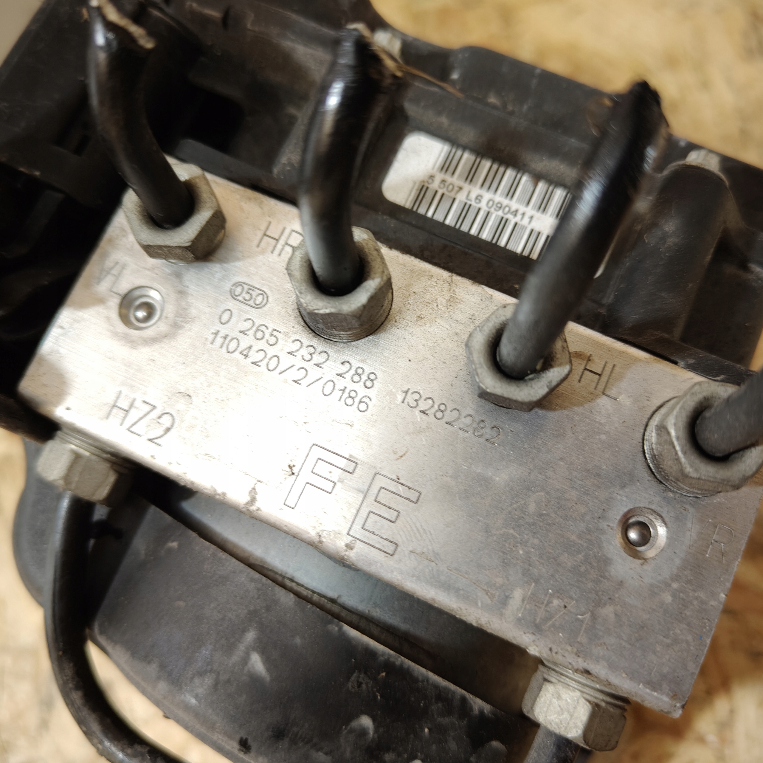 pump ABS brake OPEL CORSA D 13282282