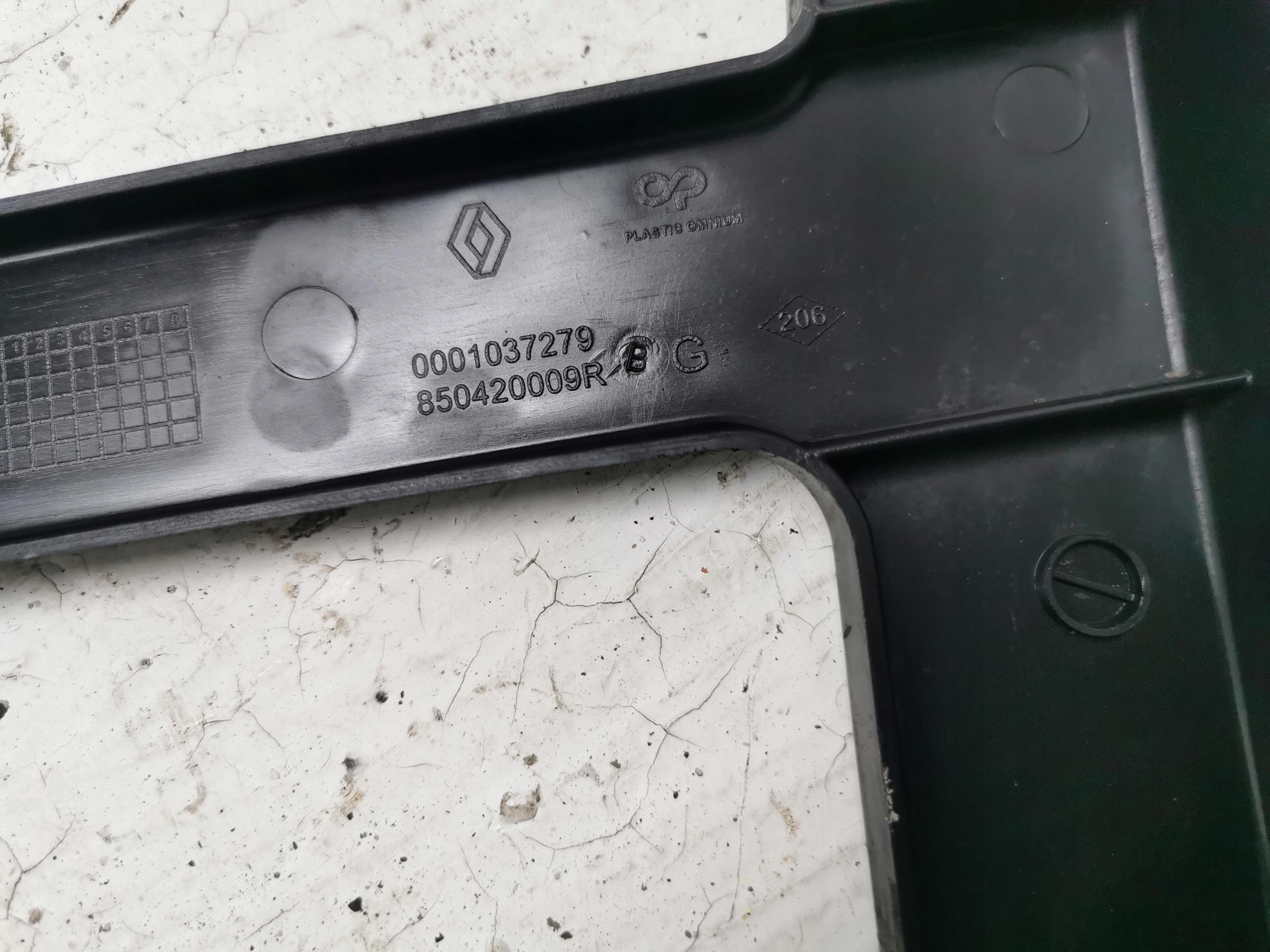 bumper bracket left rear part RENAULT MEGANE III 08-16