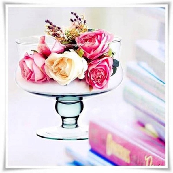 Salaterka szklana na nóżce P-1 H-15,5 cm D-18 cm / Marka inny