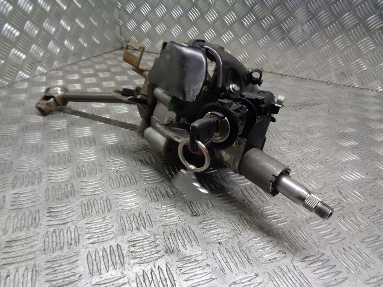 РУЛЕВАЯ КОЛОНКА FIAT PUNTO II 26103598