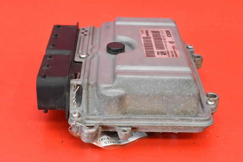 control unit computer of the engine 8667577 VOLVO V50 2.5 T T5 220 KM 03-11