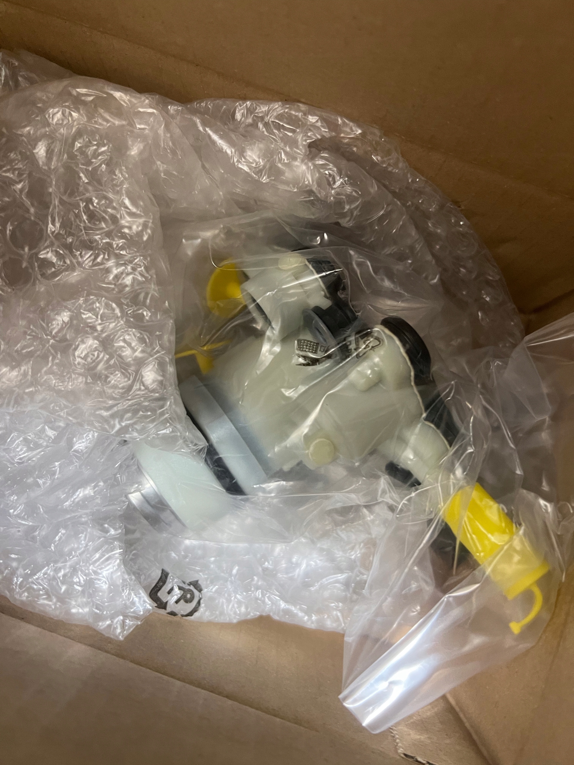 42582408 Iveco Daily 2022 pompa AdBlue