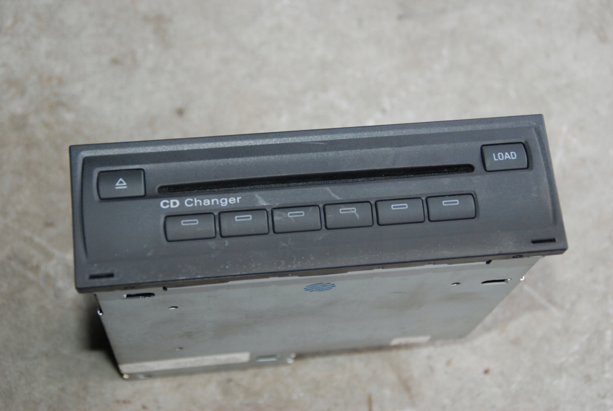 CD-чейнджер 4E0910110C AUDI A6 C6 04-08