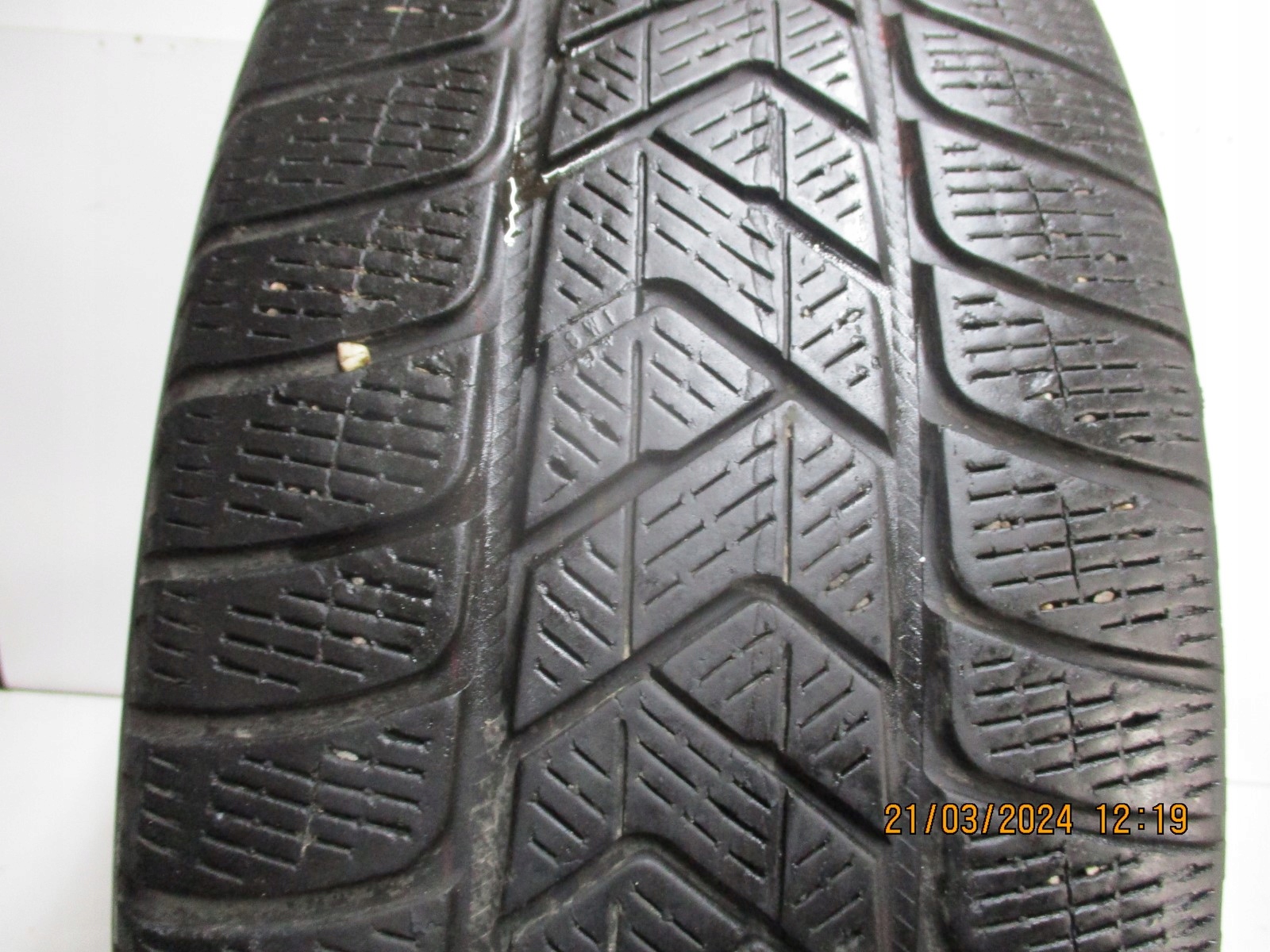 wheels discs tyres Range Rover Evoque R18