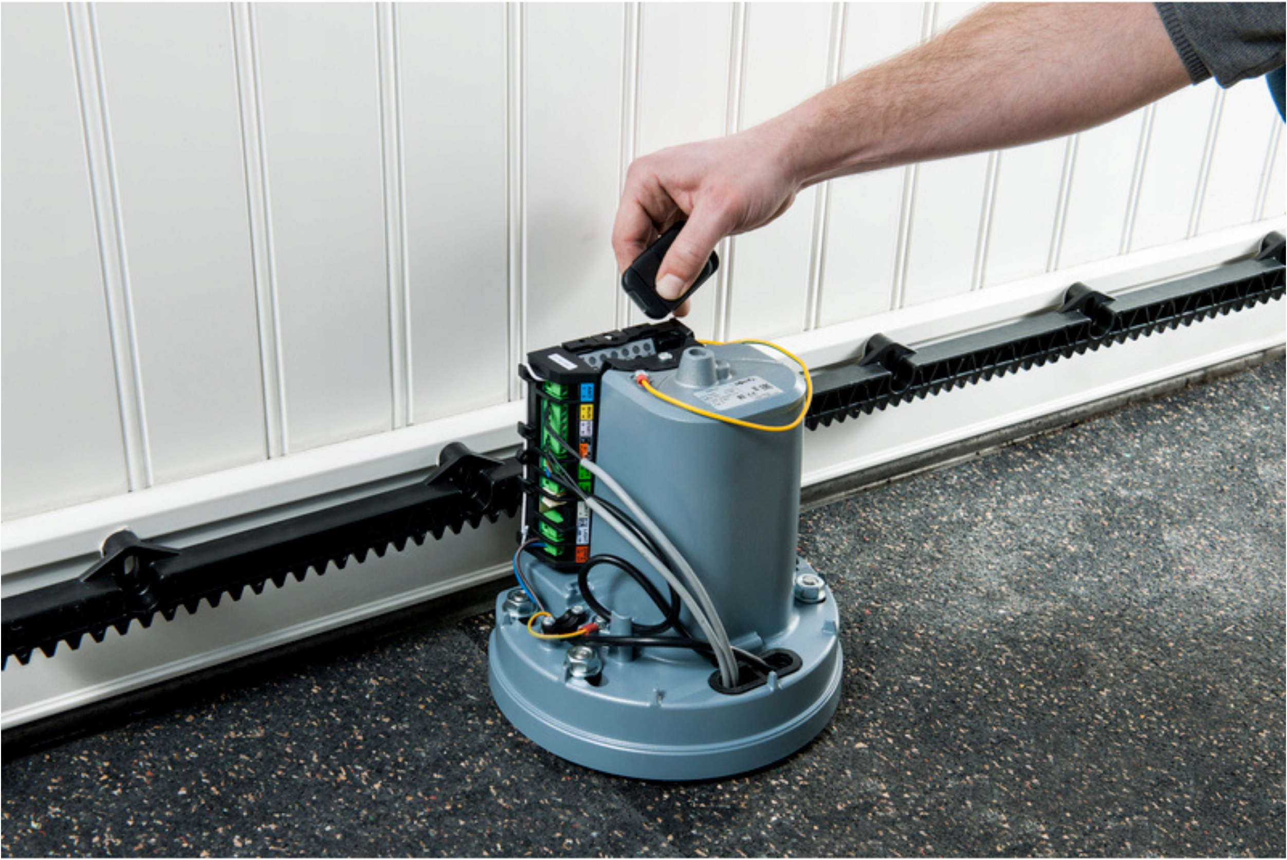 Napęd do bramy przesuwnej Somfy Freevia Essential 400 ACC Maksymalna liczba cykli na dobę 10