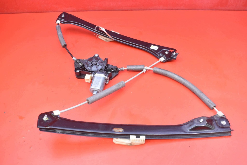 window regulator right front EU 5Q0959802B SKODA SUPERB 3 III 5D HB 15-20