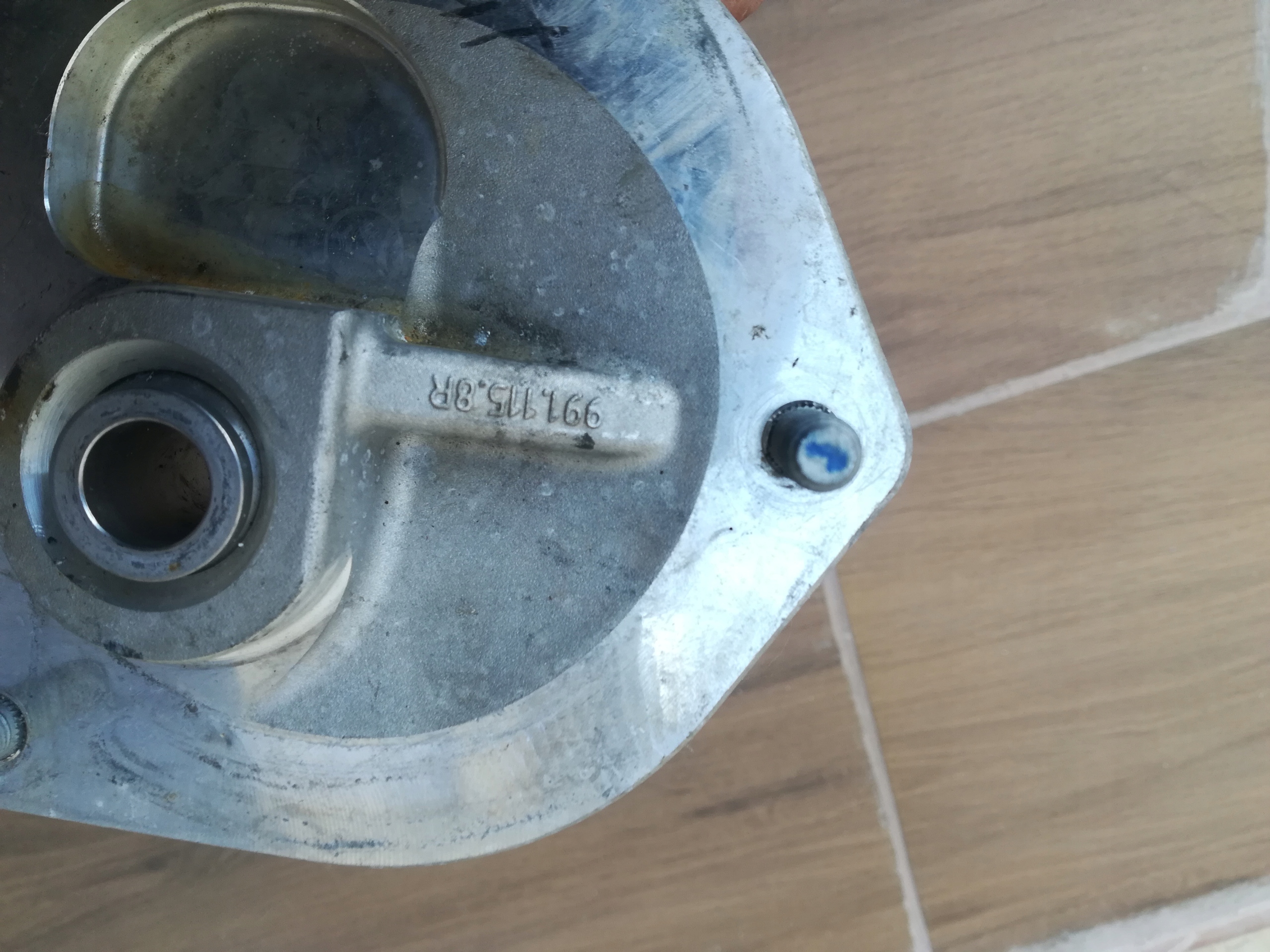 console airbag of a shock absorber left front PORSCHE 991 GT3 Cup 14- OE