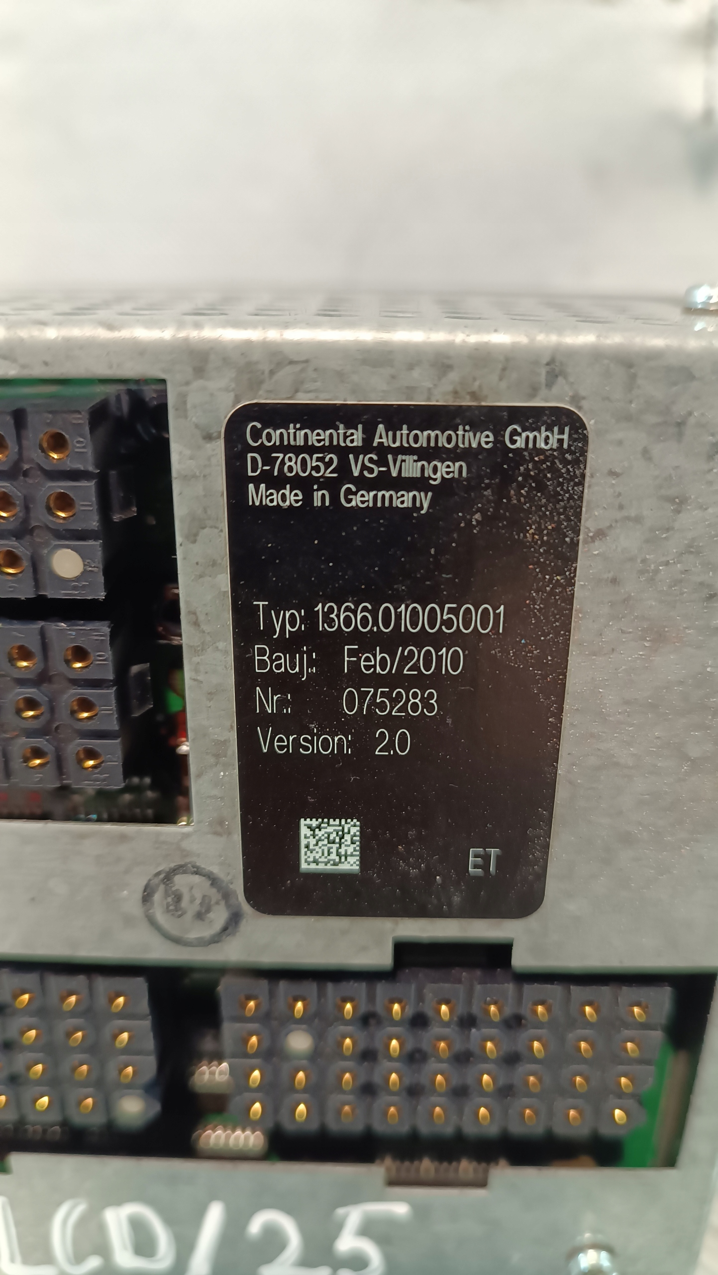 display CONTINENTAL D-78052