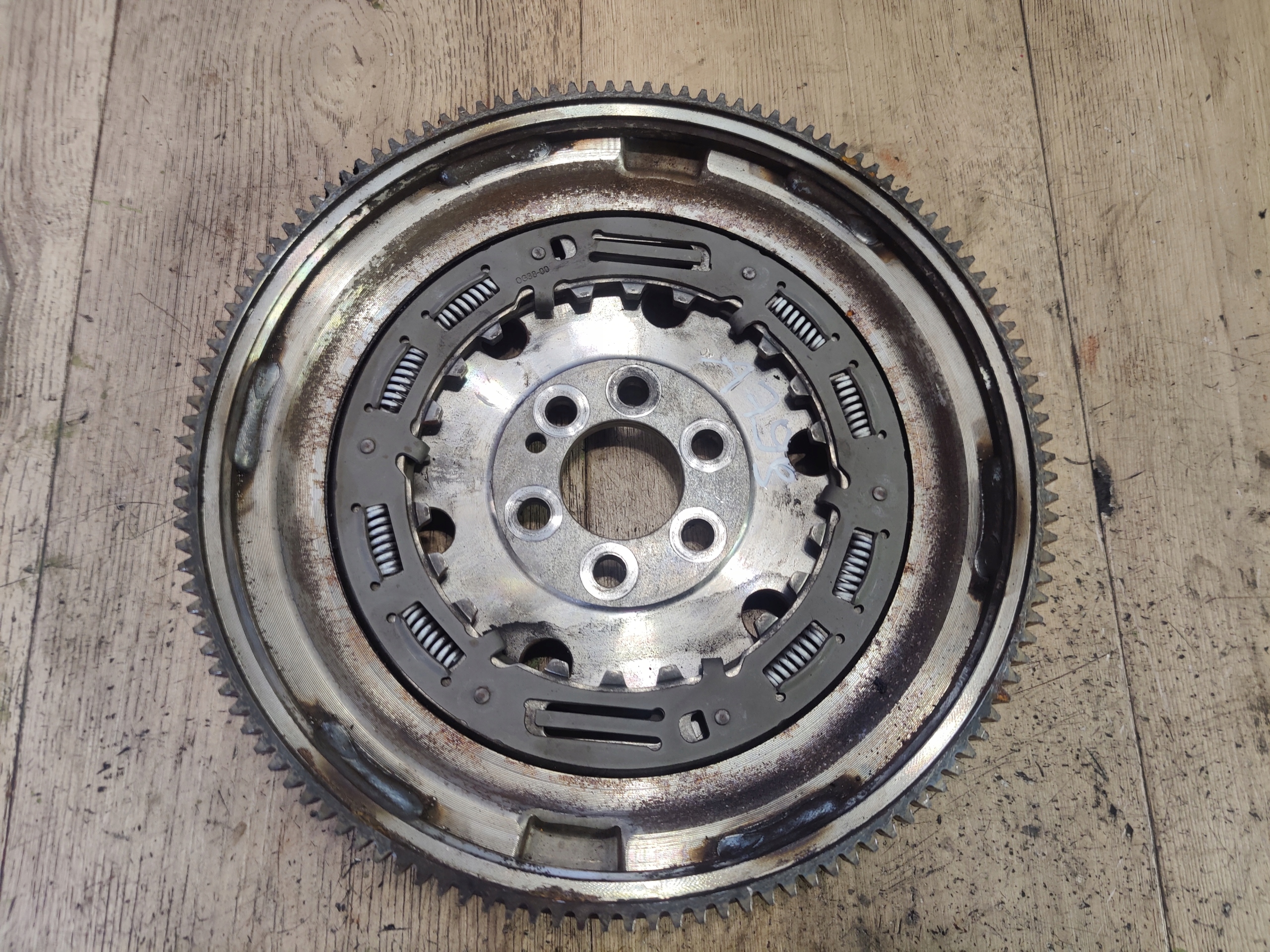 VW POLO V 1.4TDI wheel flywheel 415094409 A799