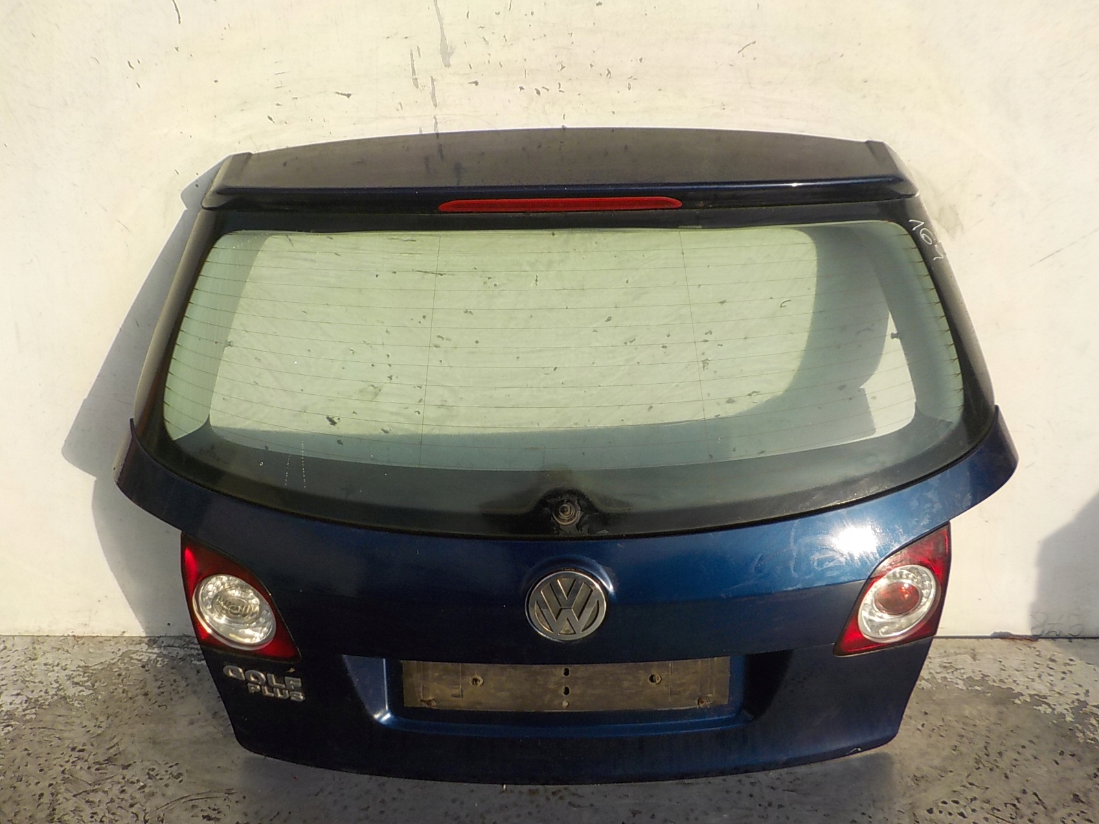 169 VOLKSWAGEN GOLF plus boot door rear