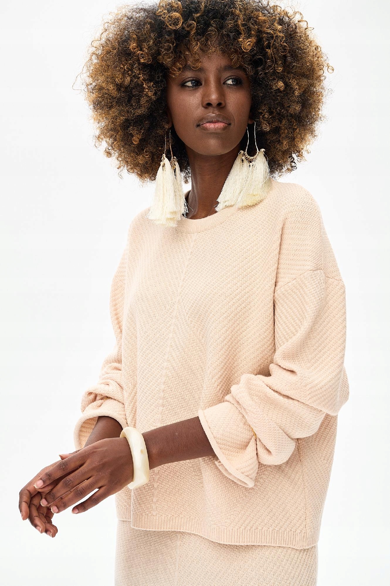 Dámský svetr s kulatým výstřihem béžový Pascal blue shadow vel. 40/42