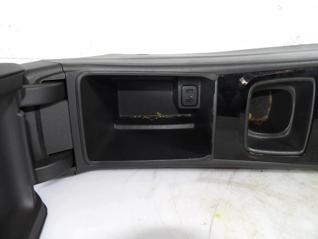 OPEL INSIGNIA B HB TUNEL central armrest