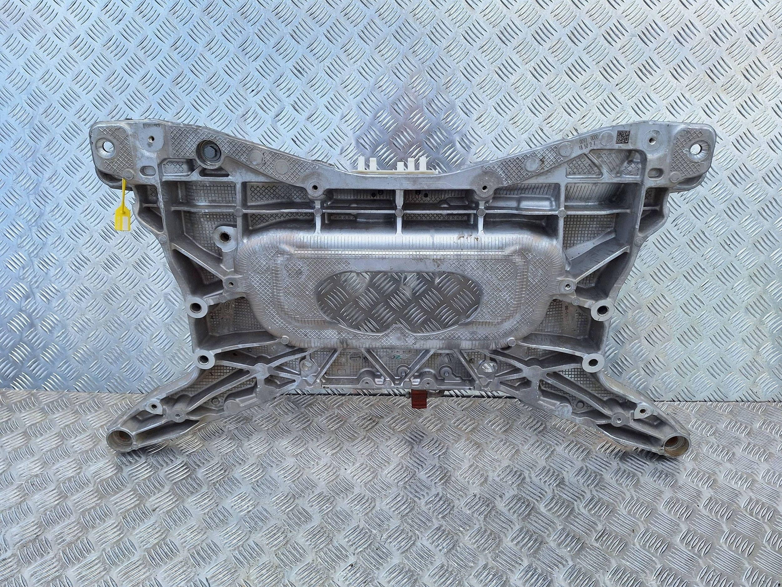 Pont essieu Essieu avant berceau Essieu RANGE ROVER EVOQUE II L551 K8D2-8C145-BB