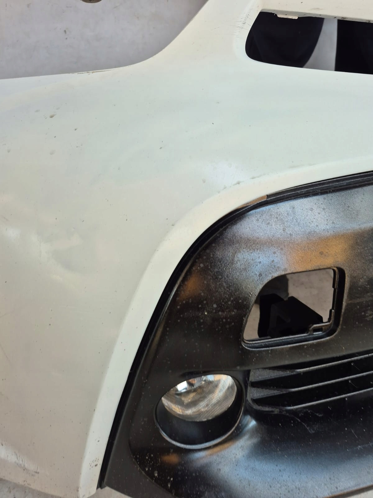 TOYOTA PRIUS + plus LIFT 15- bumper front front grid fog light